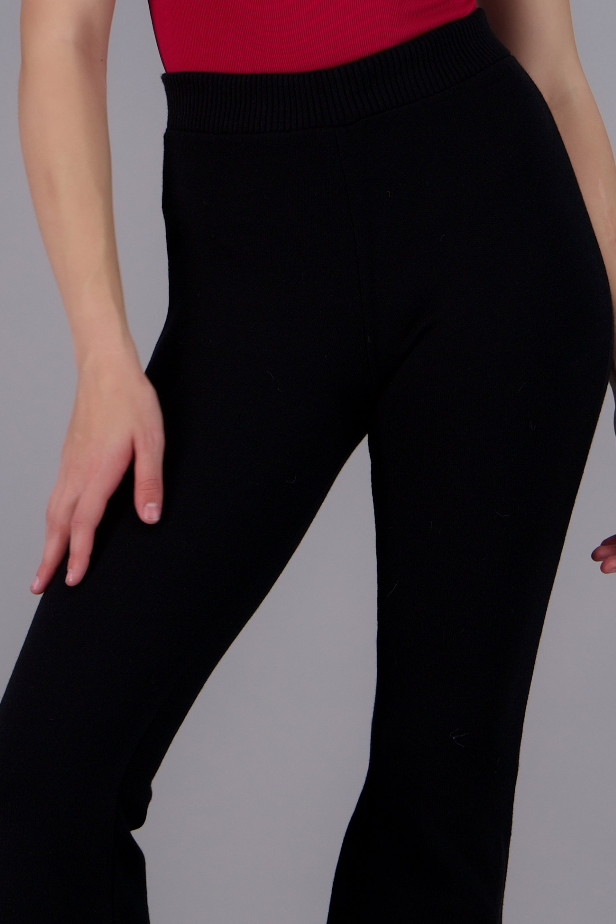 Pantalon tejido flare NEGRO