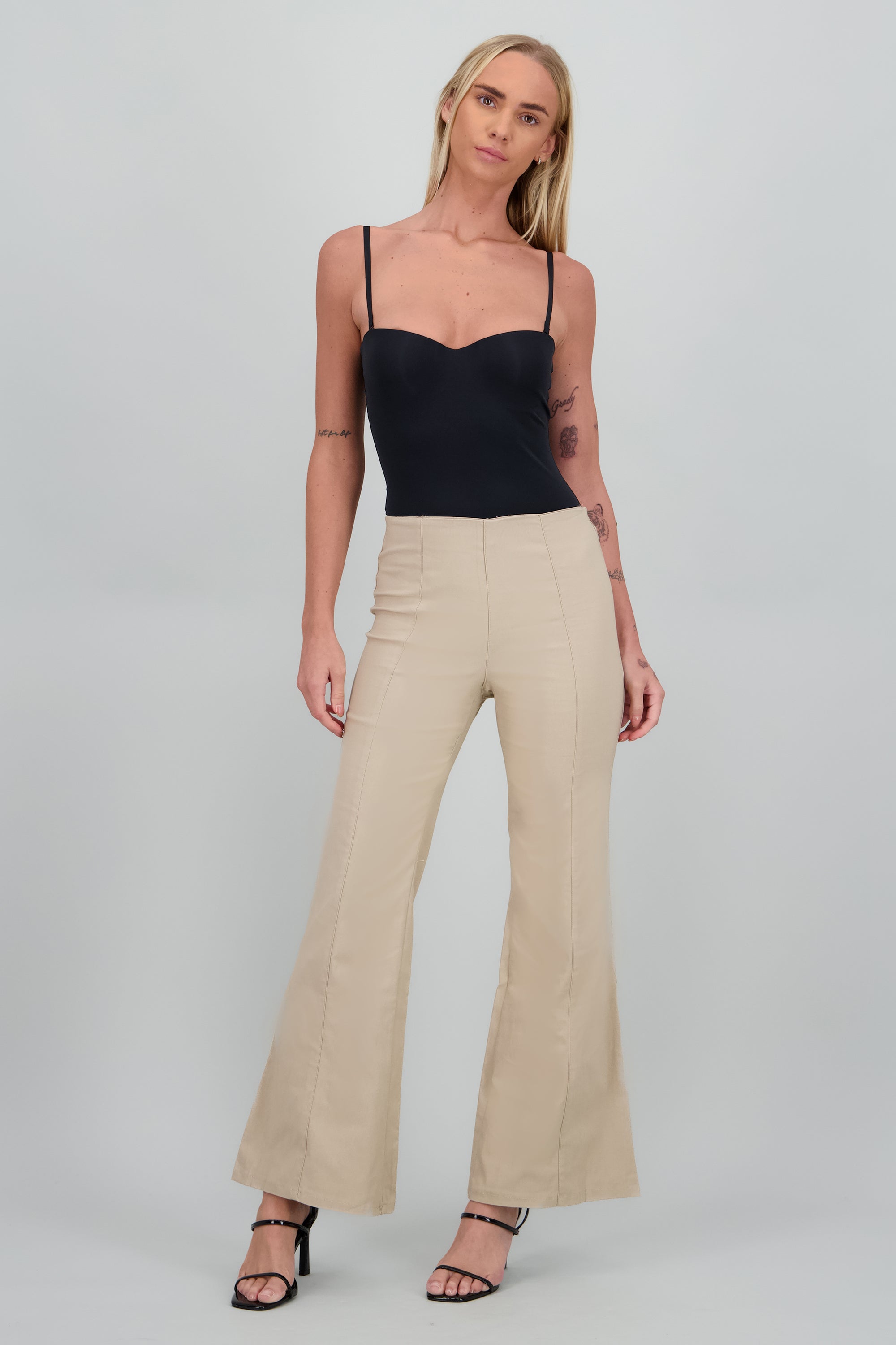 pantalon flare fit TAUPE