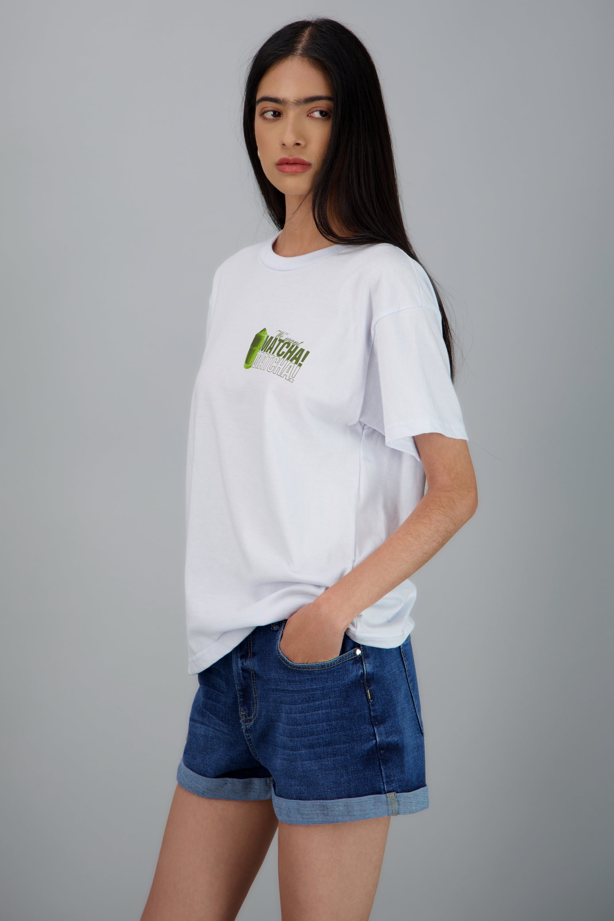 Playera manga corta estampado matcha BLANCO