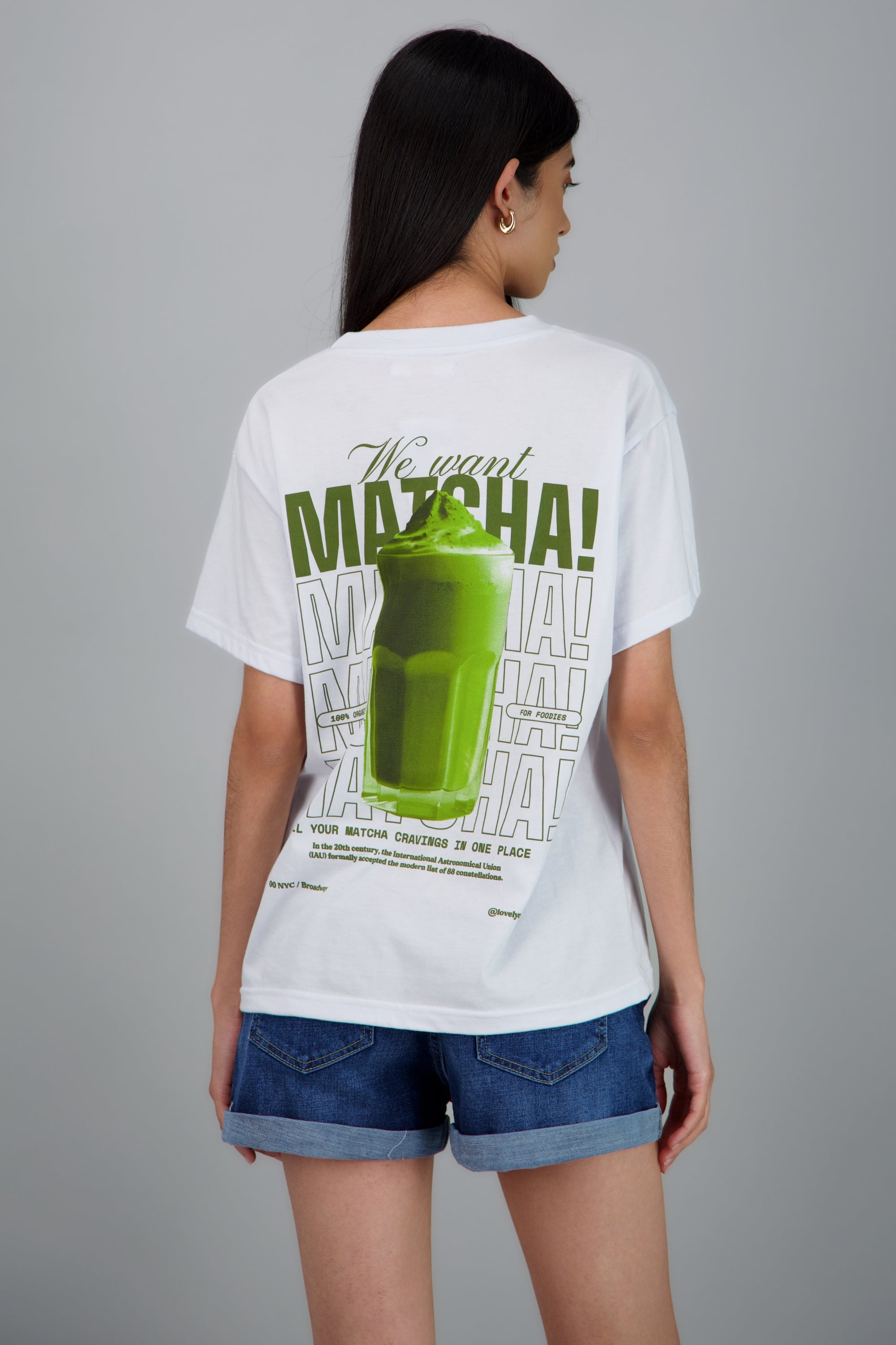 Playera manga corta estampado matcha BLANCO