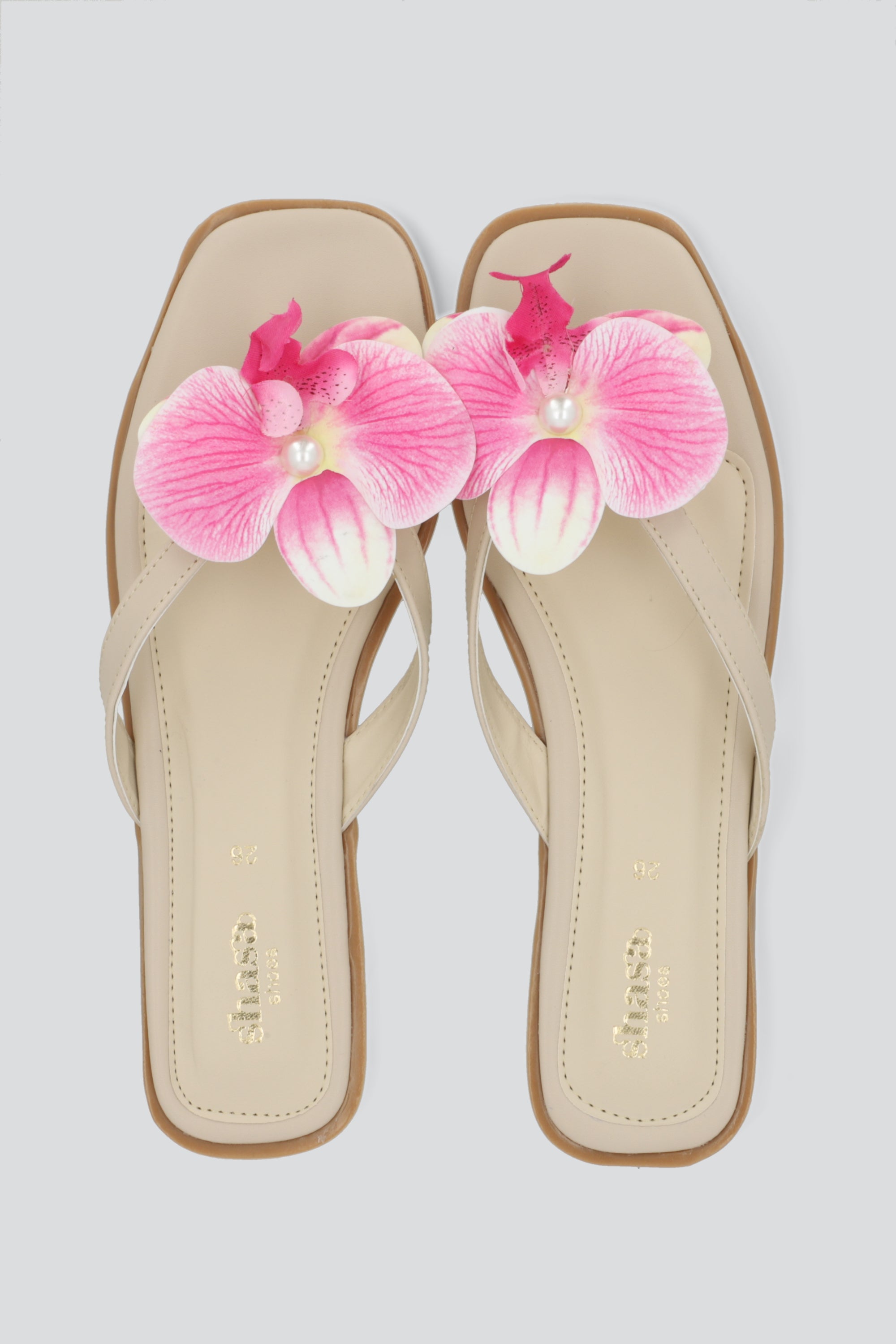 Sandalia pata de gallo flor NUDE