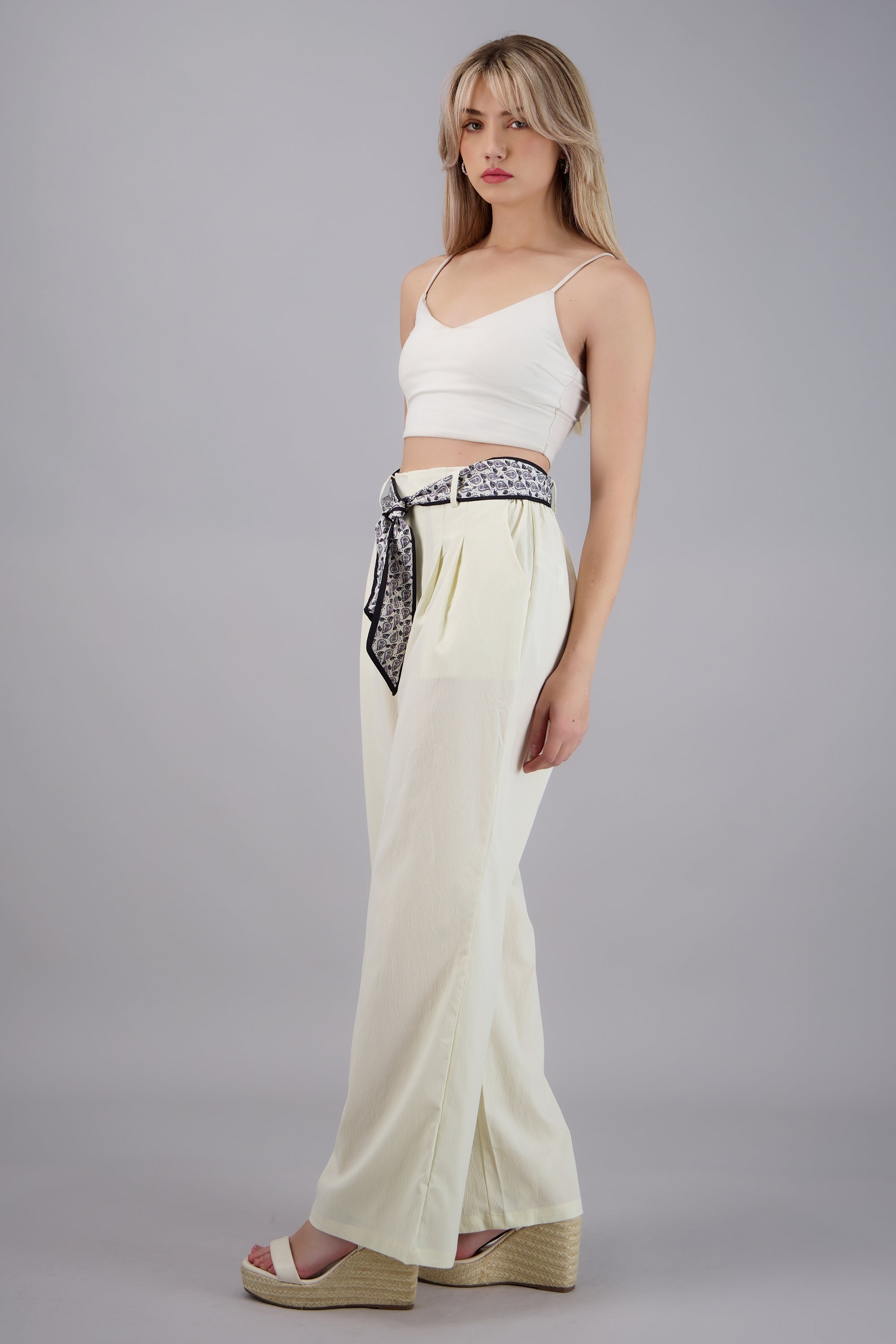 Pantalón wide leg con paliacate CREMA