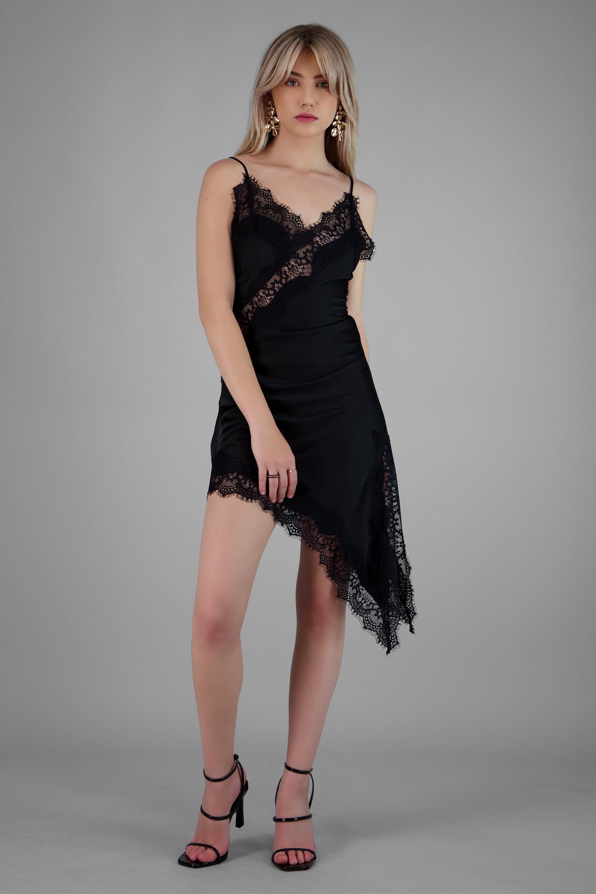 Vestido satin asimetrico encaje NEGRO