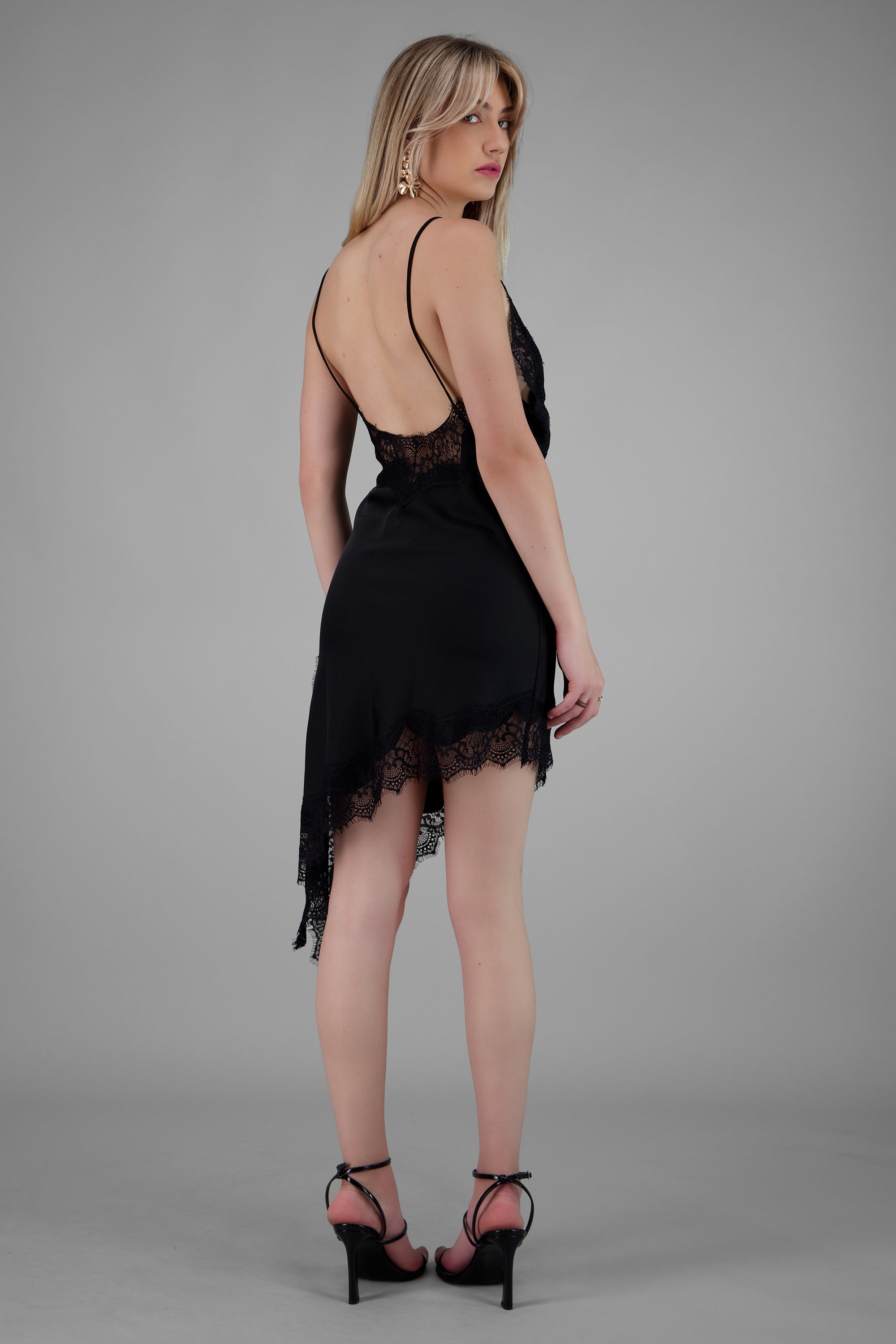 Vestido satin asimetrico encaje NEGRO