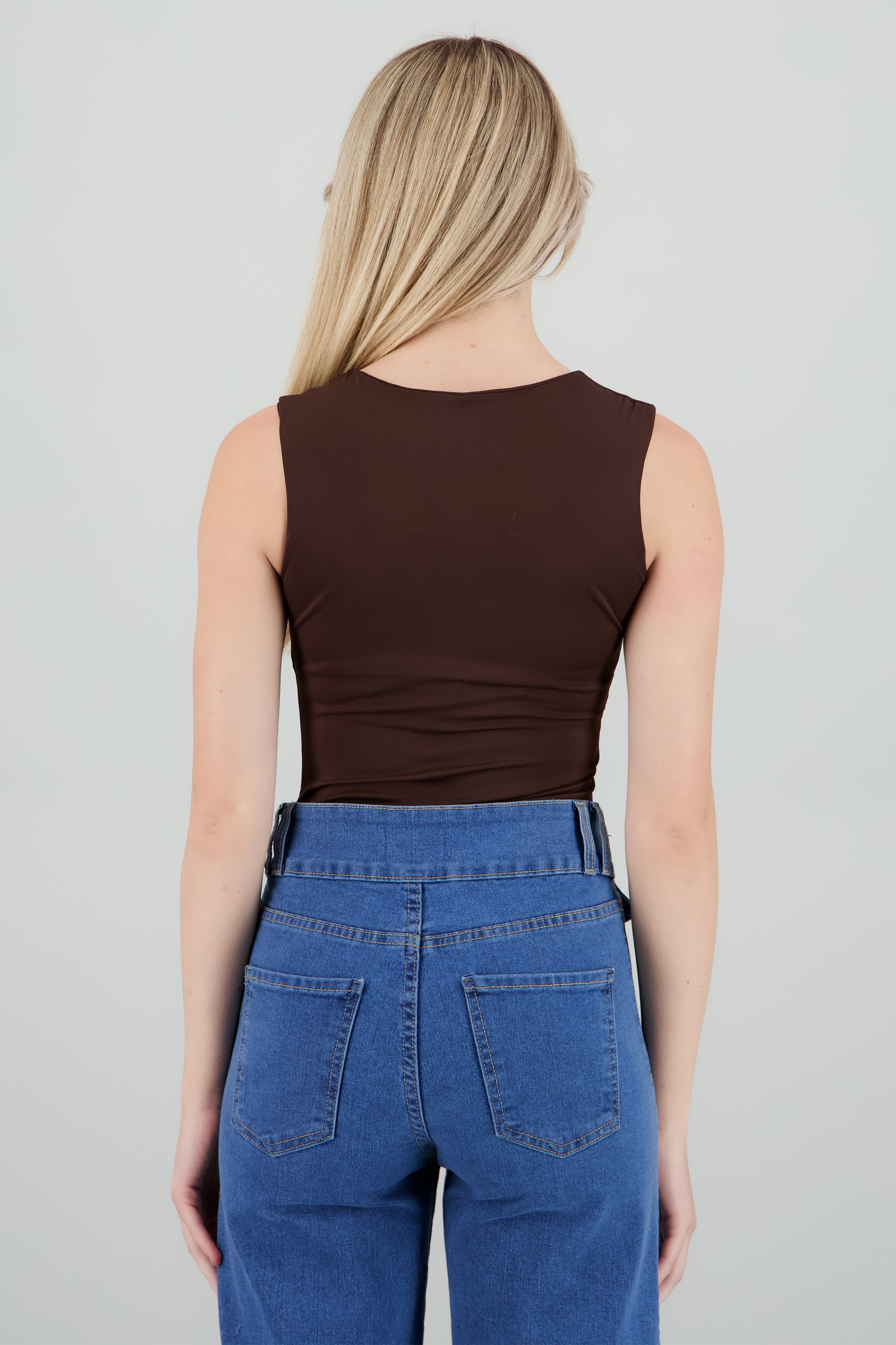 Bodysuit frunce hombro y costado CAFE