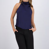 Blusa halter satin detalle hebilla irregular