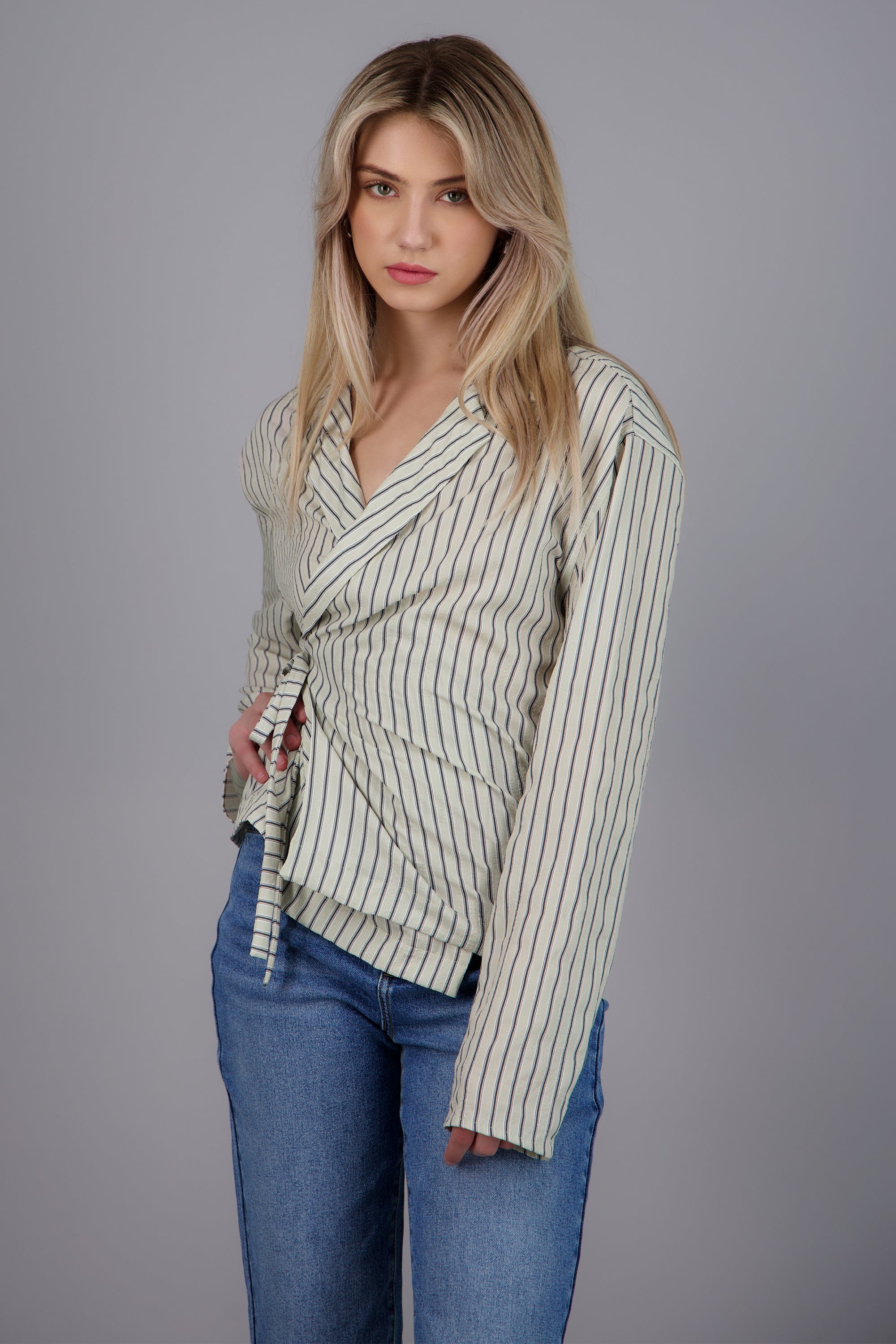 Blusa rayas detalle cruce VERDE CLARO