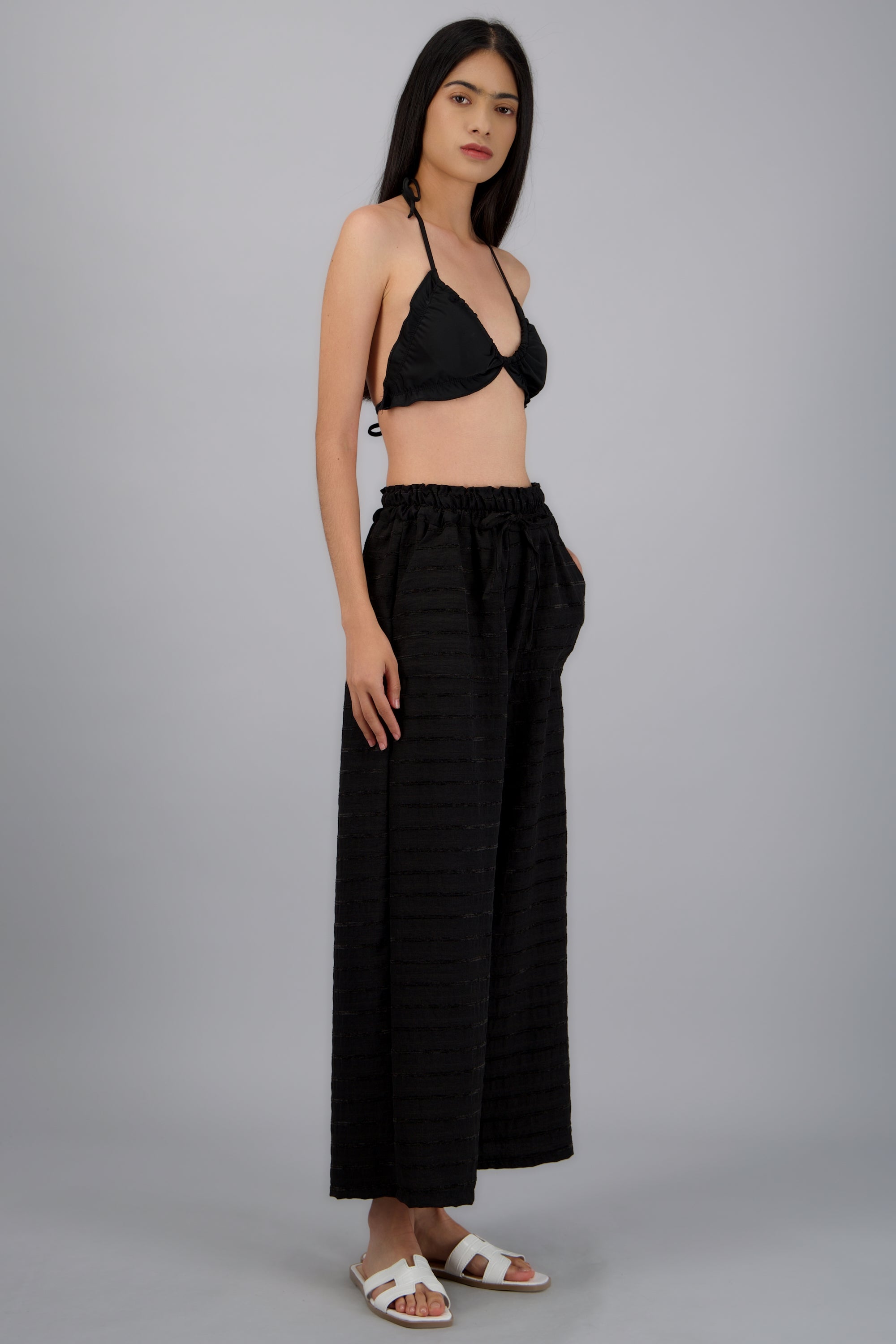 Pantalon amplio resorte textura NEGRO