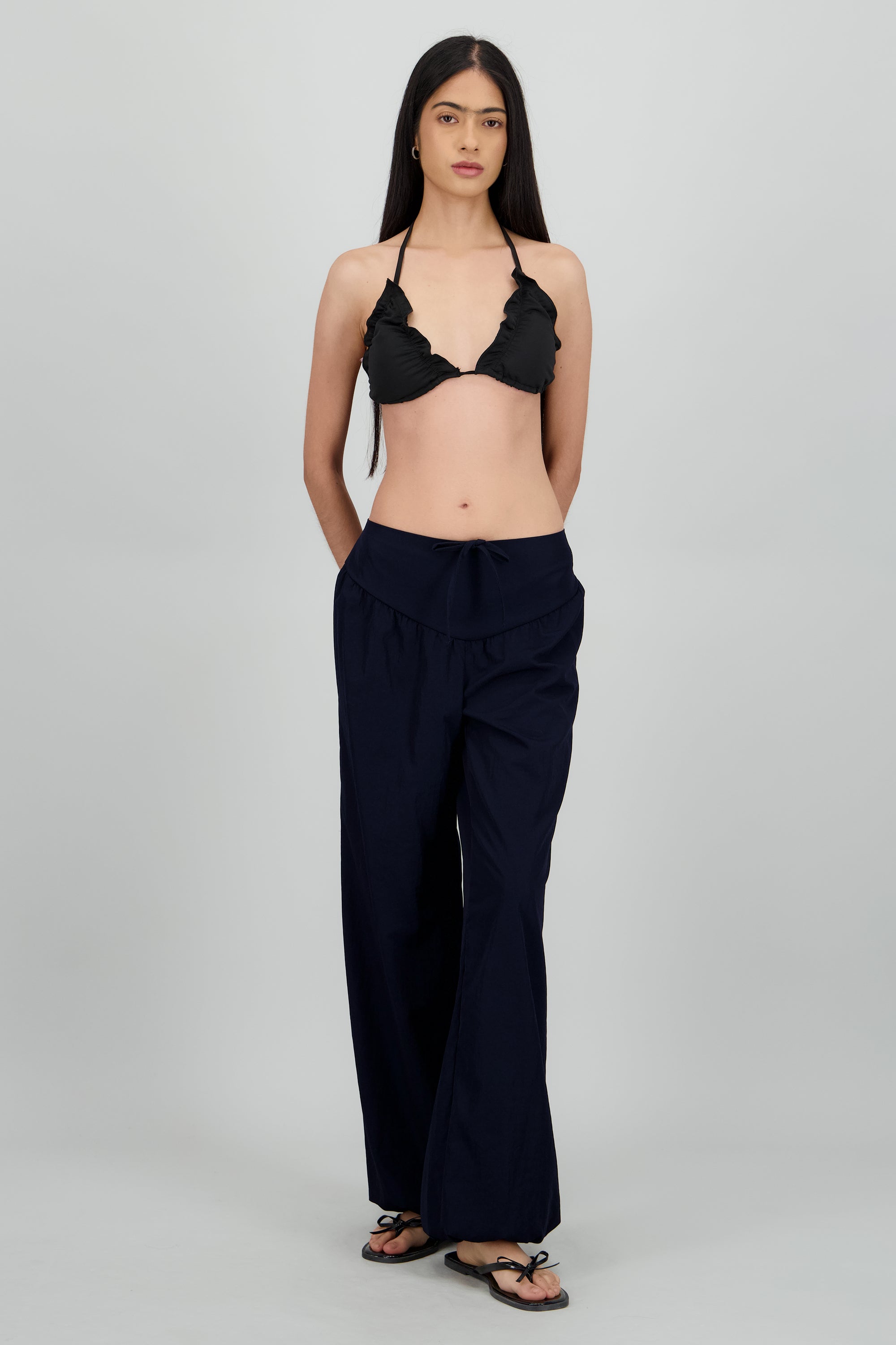 Pantalon ligero detalle pretina MARINO