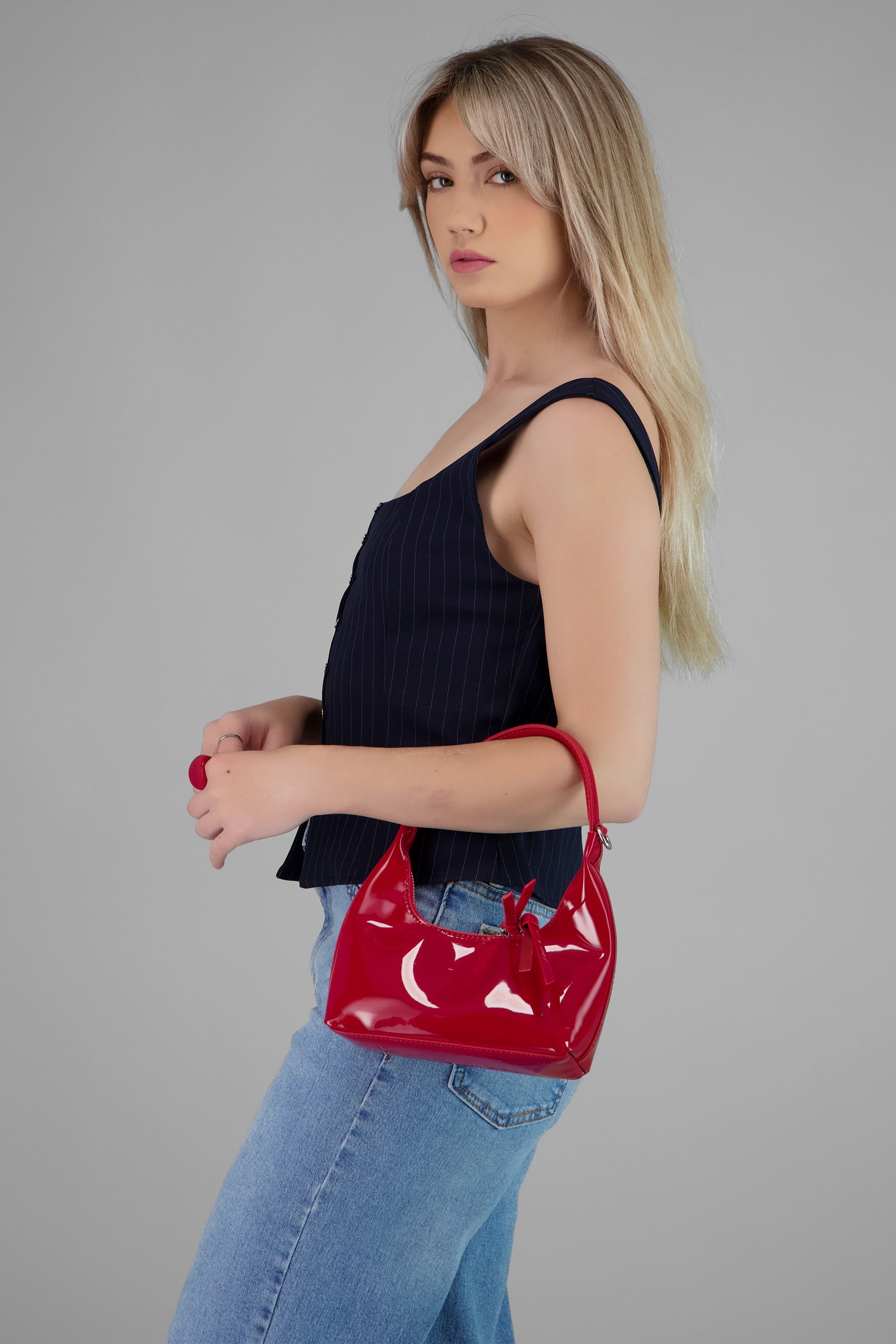 Top sastreado detalle botones MARINO