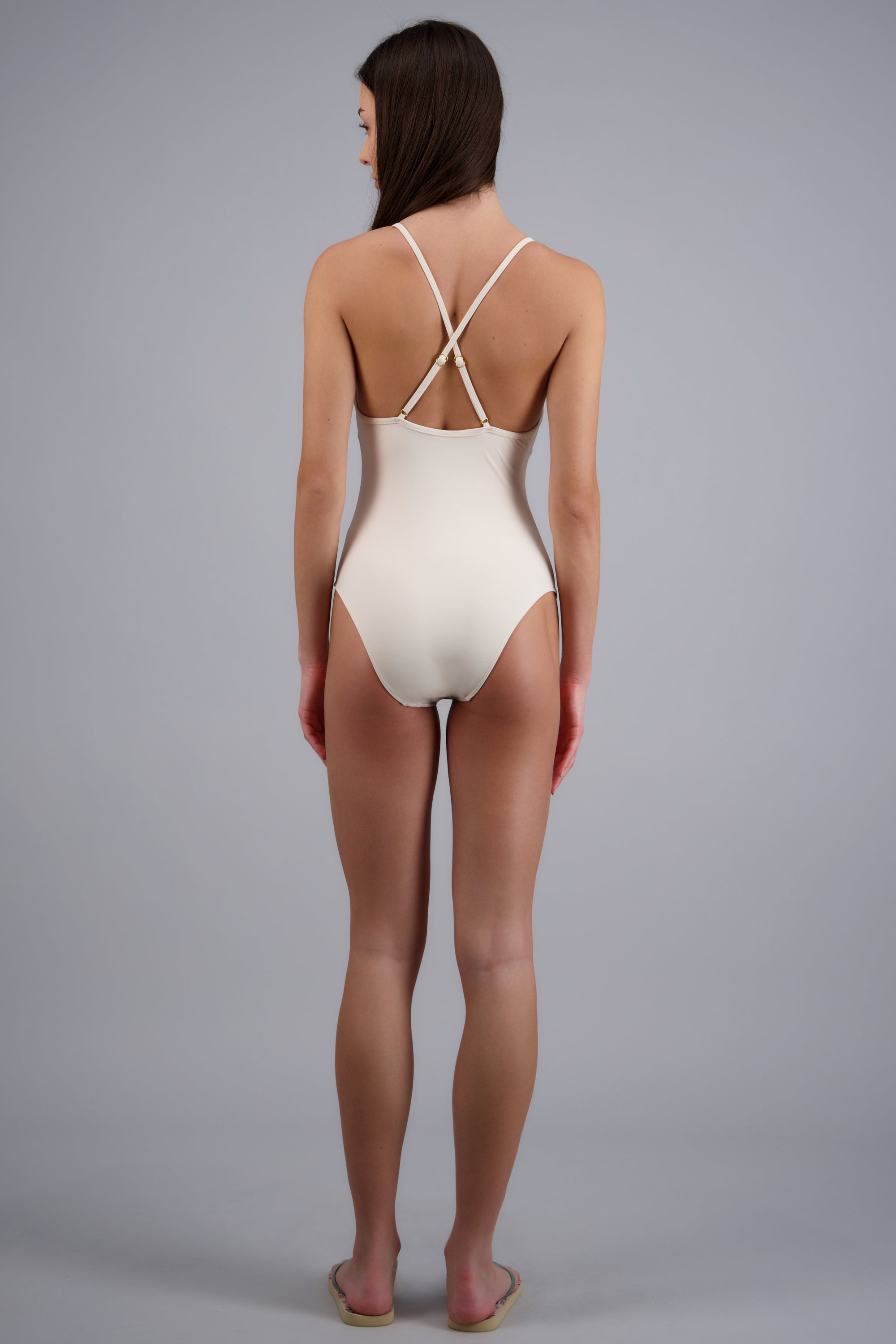 Traje de baño escote concha CREMA