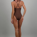 Traje de baño escote concha