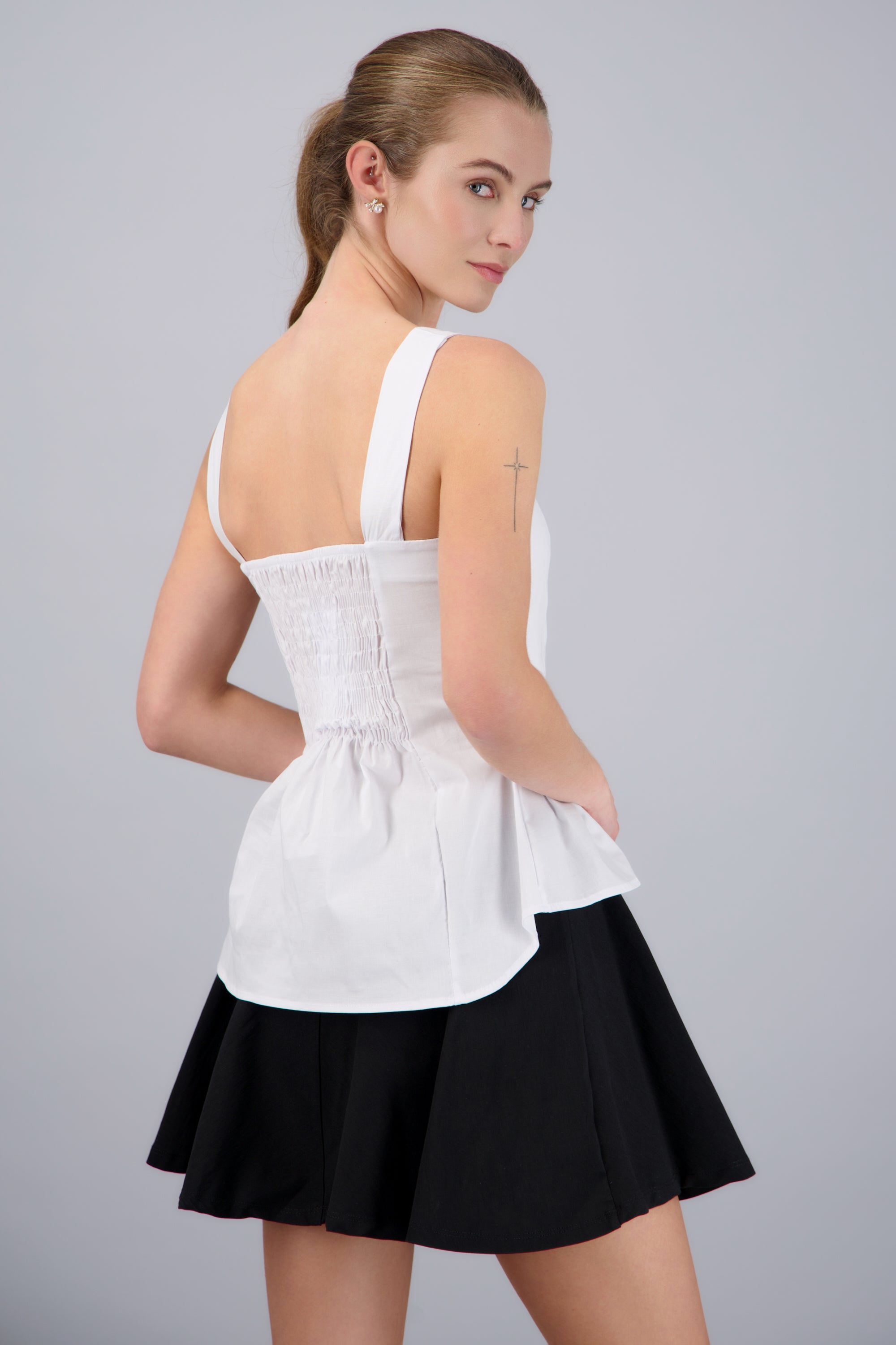 Blusa tirantes detalle peplum BLANCO