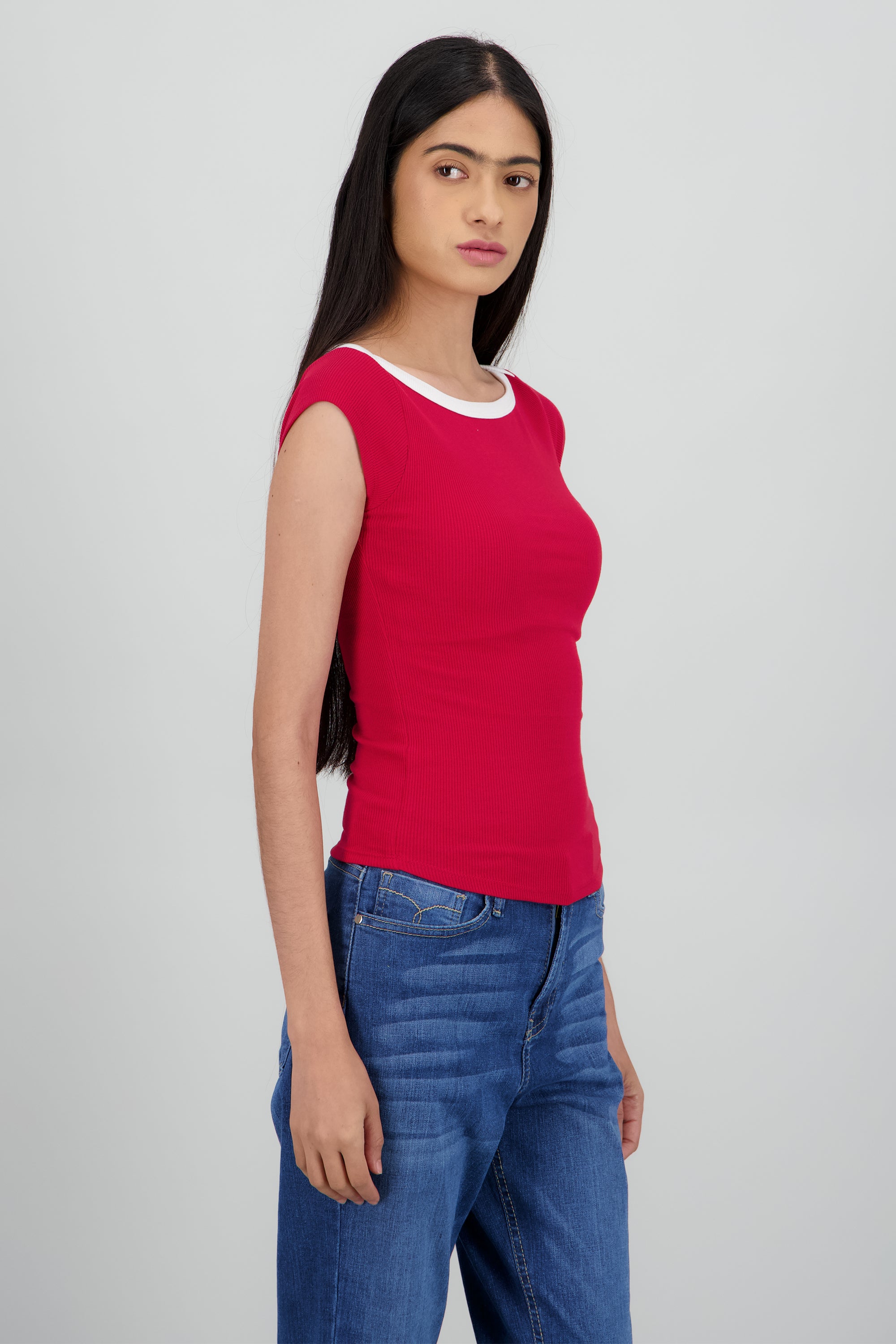 Top cuello barco detalle contraste ROJO COMBO