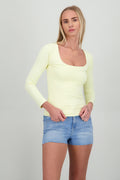 PASTEL YELLOW