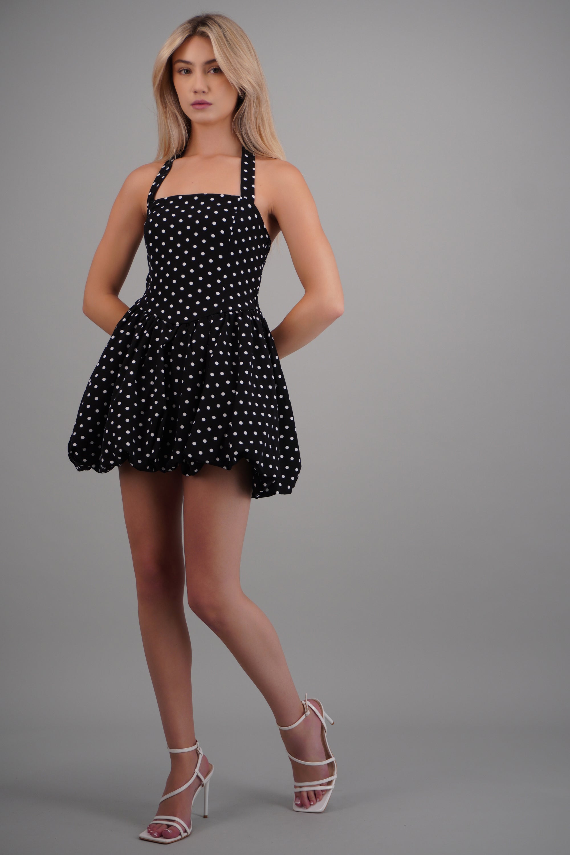 Vestido halter polka dots falda burbuja NEGRO COMBO