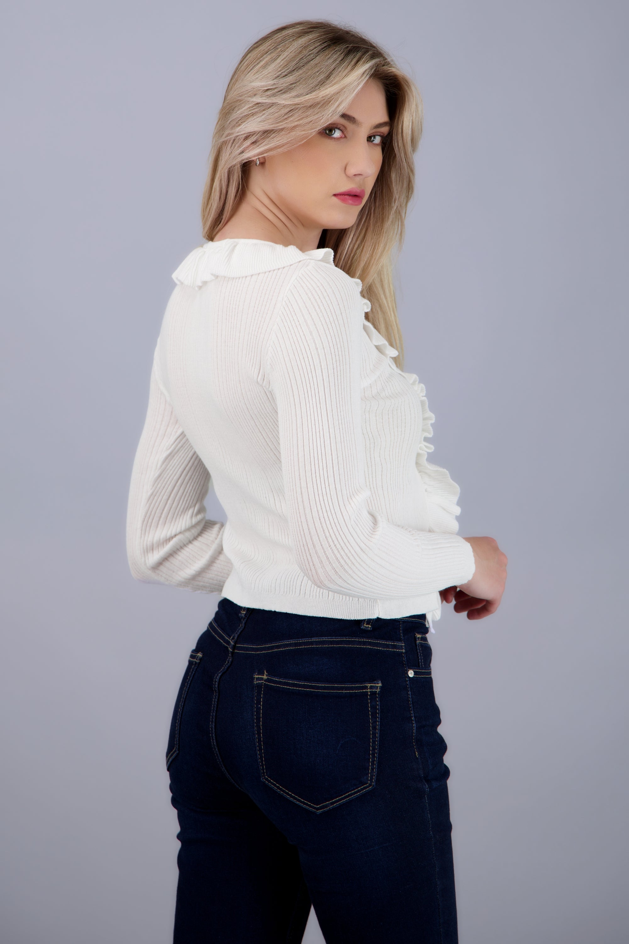 Cardigan ligero detalle olanes BLANCO