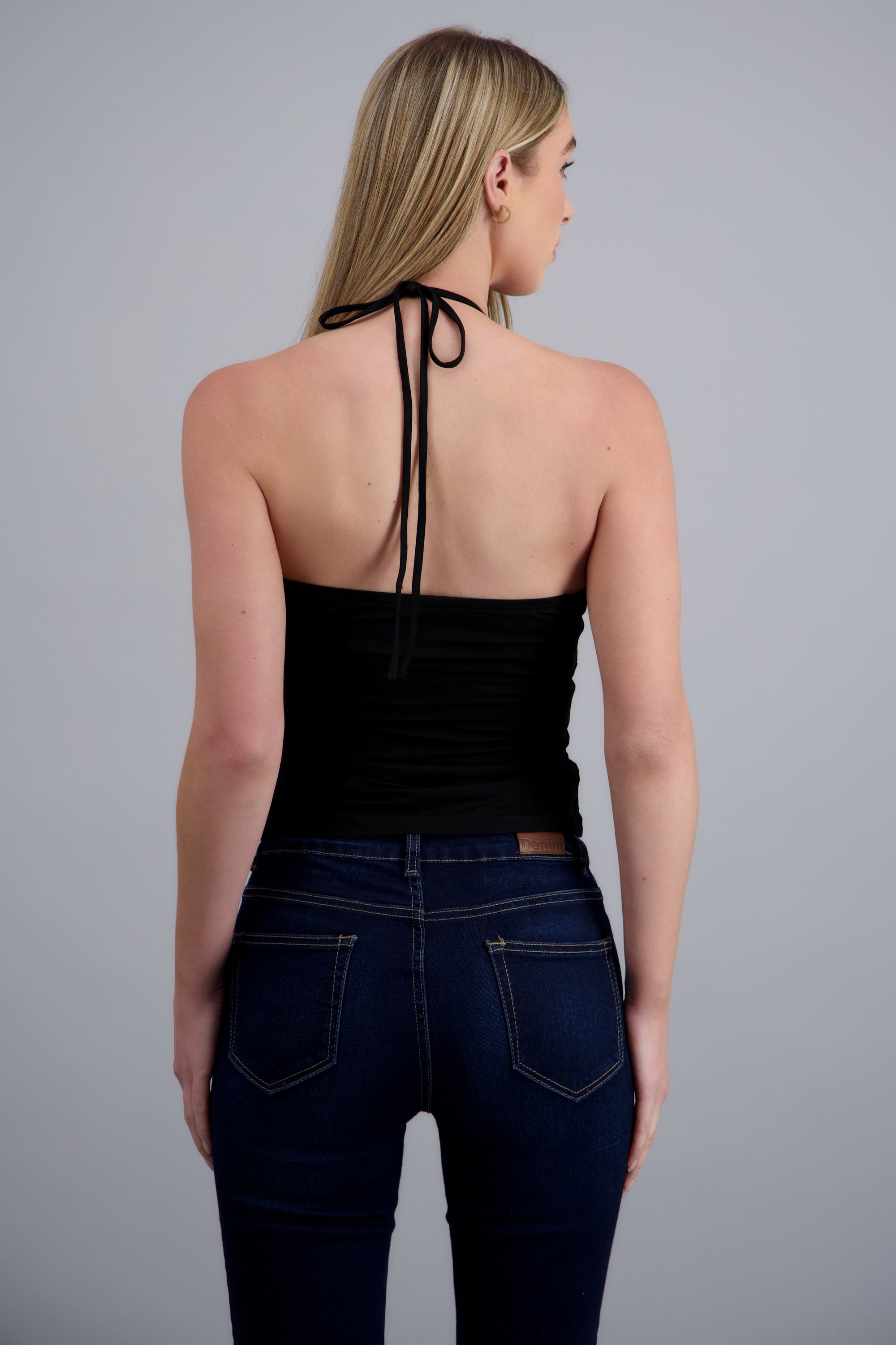 Top con detalles metálicos NEGRO