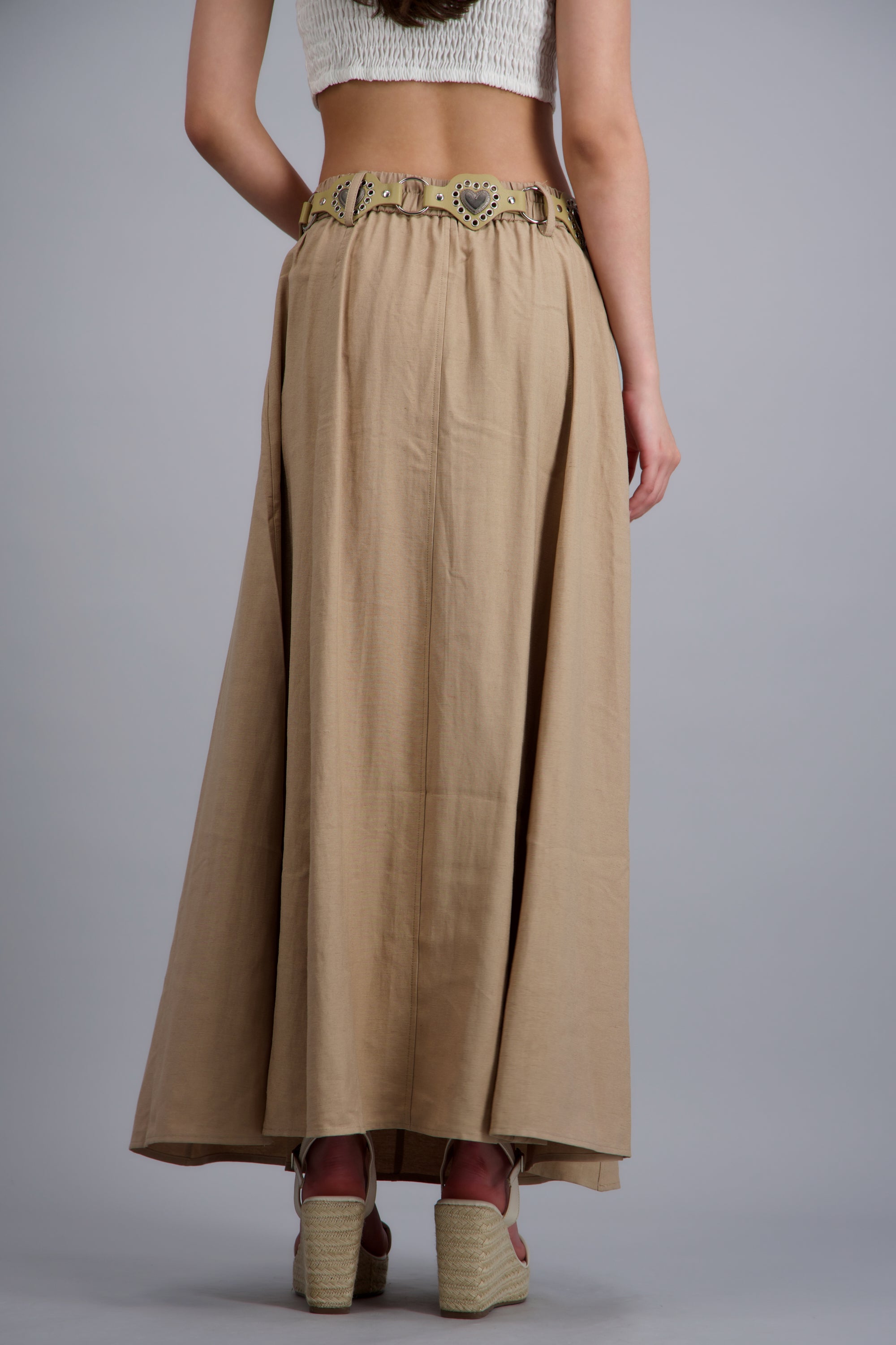 Maxi falda con cinturón KHAKI
