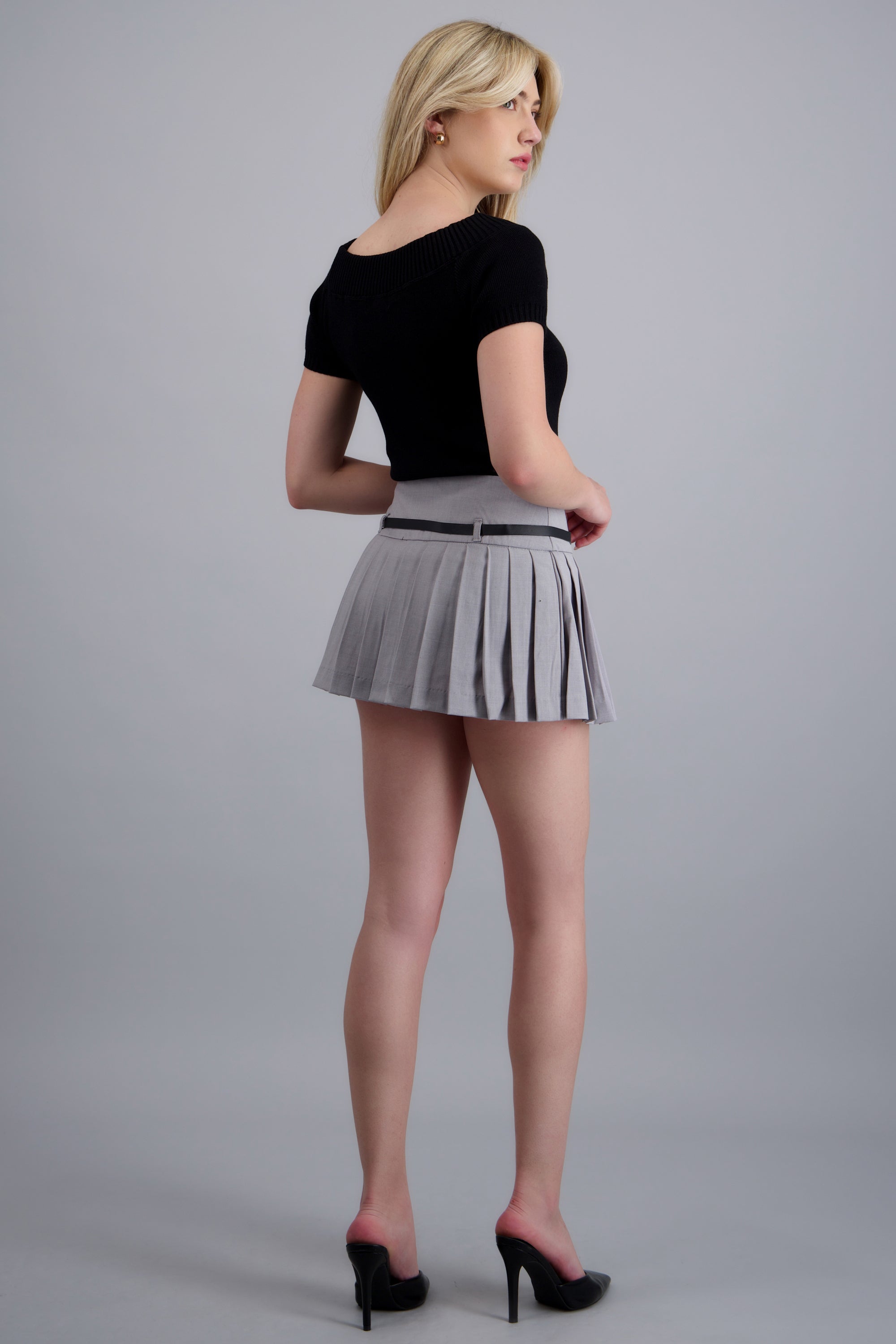 LIGHT GRAY