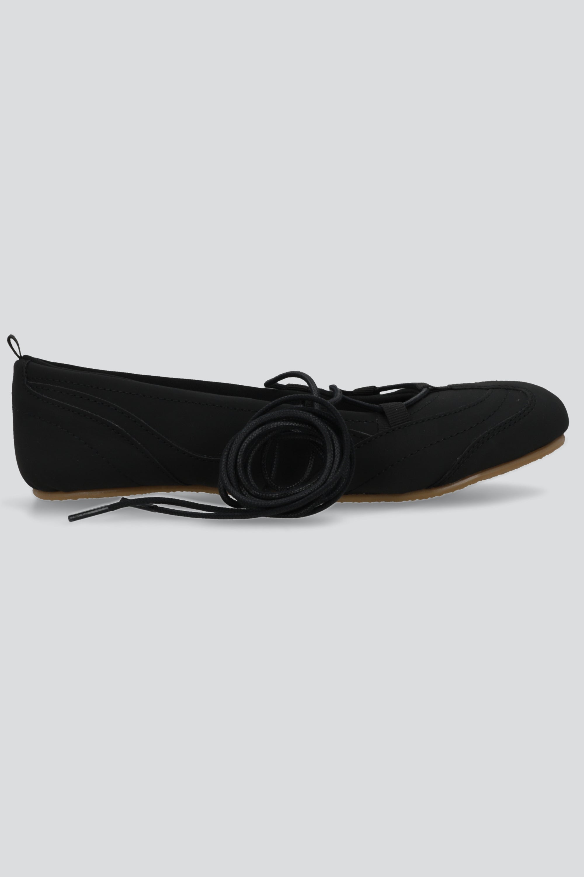 Tenis flat agujeta NEGRO