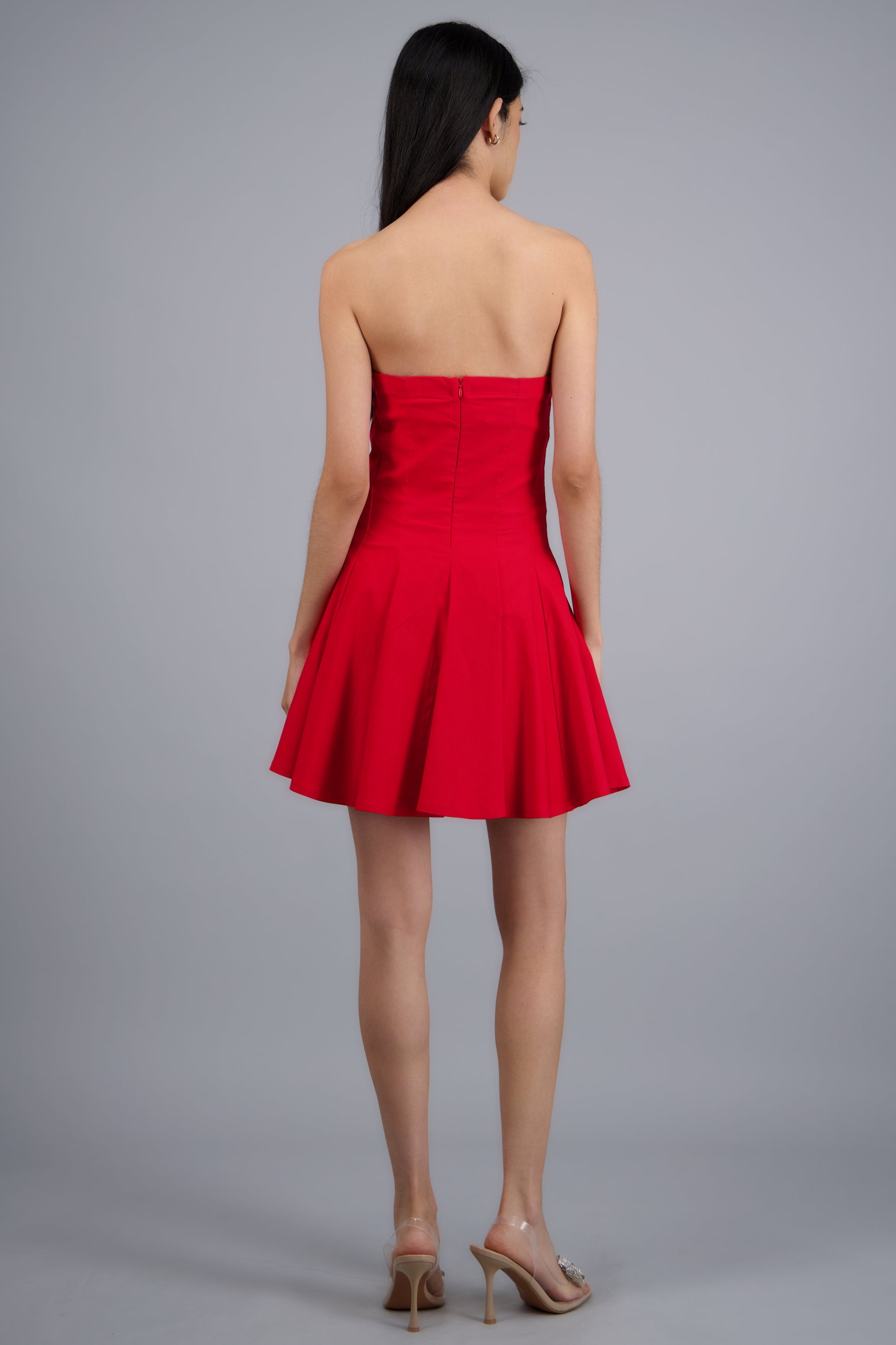 Vestido corto strapless con cortes ROJO
