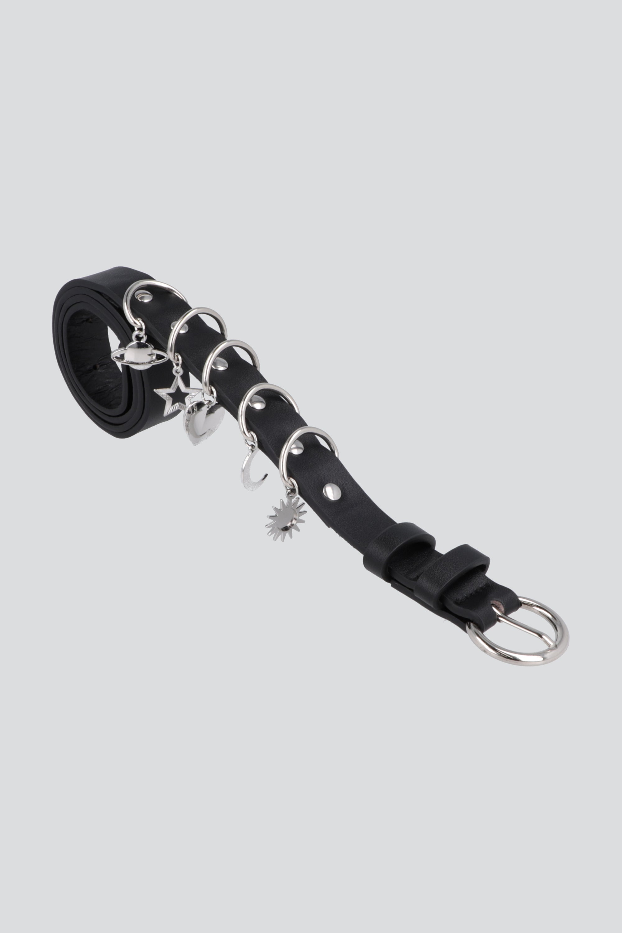 Cinturon basico charms metalicos NEGRO