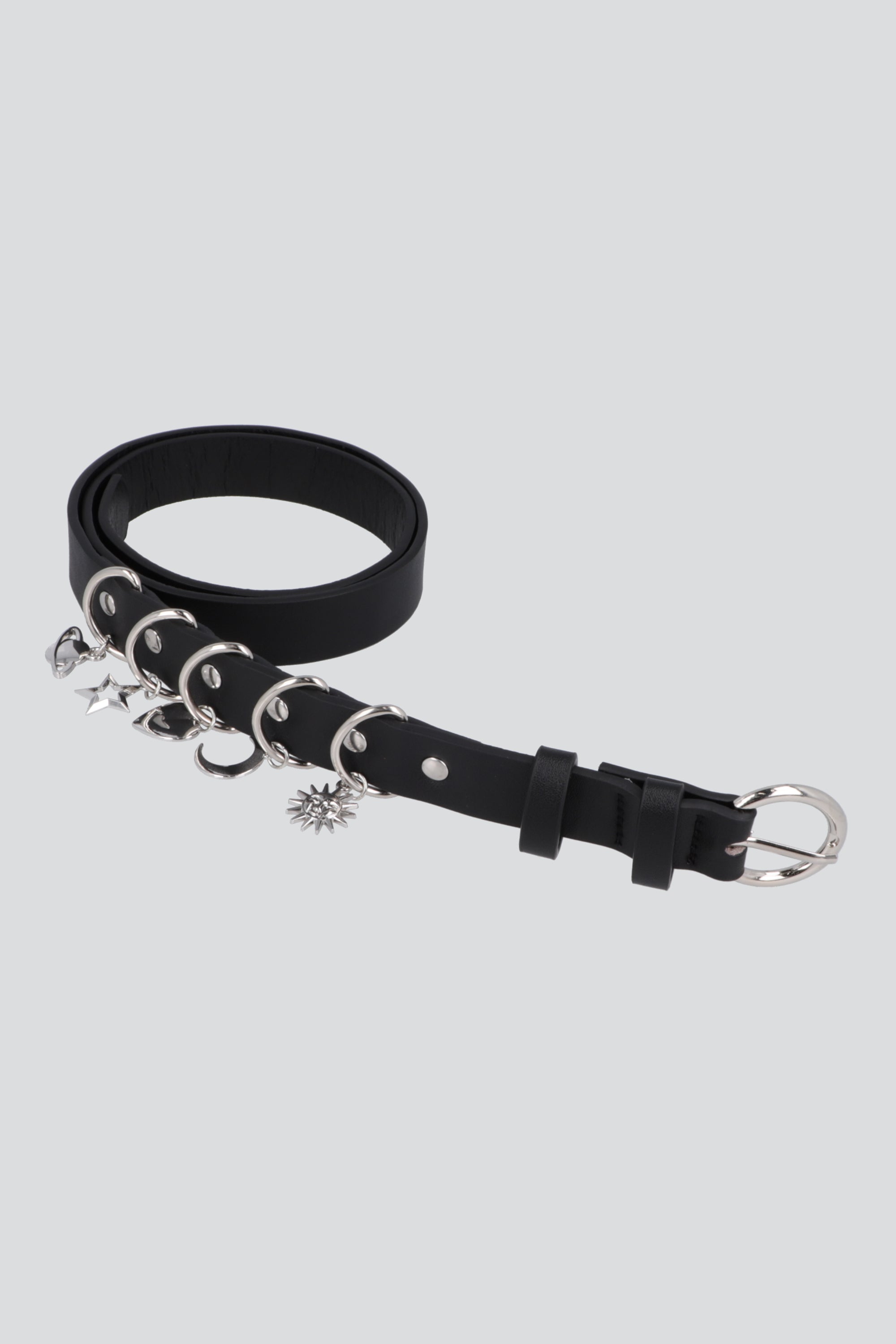 Cinturon basico charms metalicos NEGRO