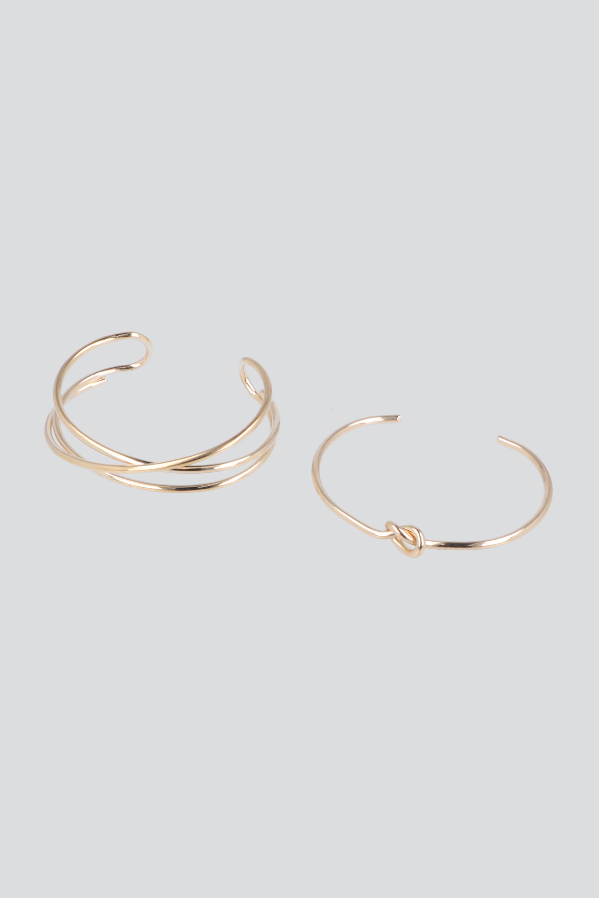 SET 2 CUFFS NUDO ENTRELAZADO ORO