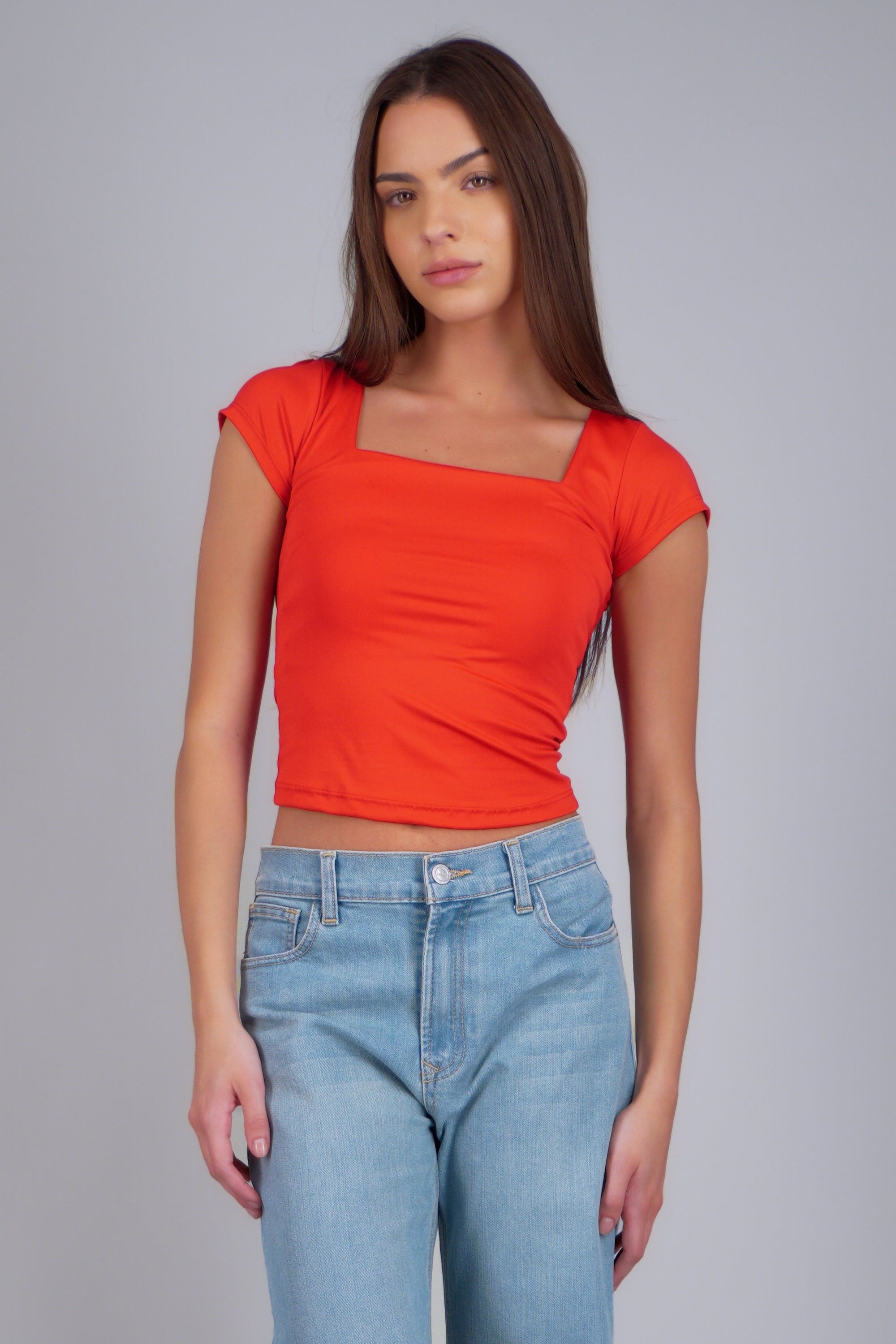 Top escote cuadrado con manga corta ROJO