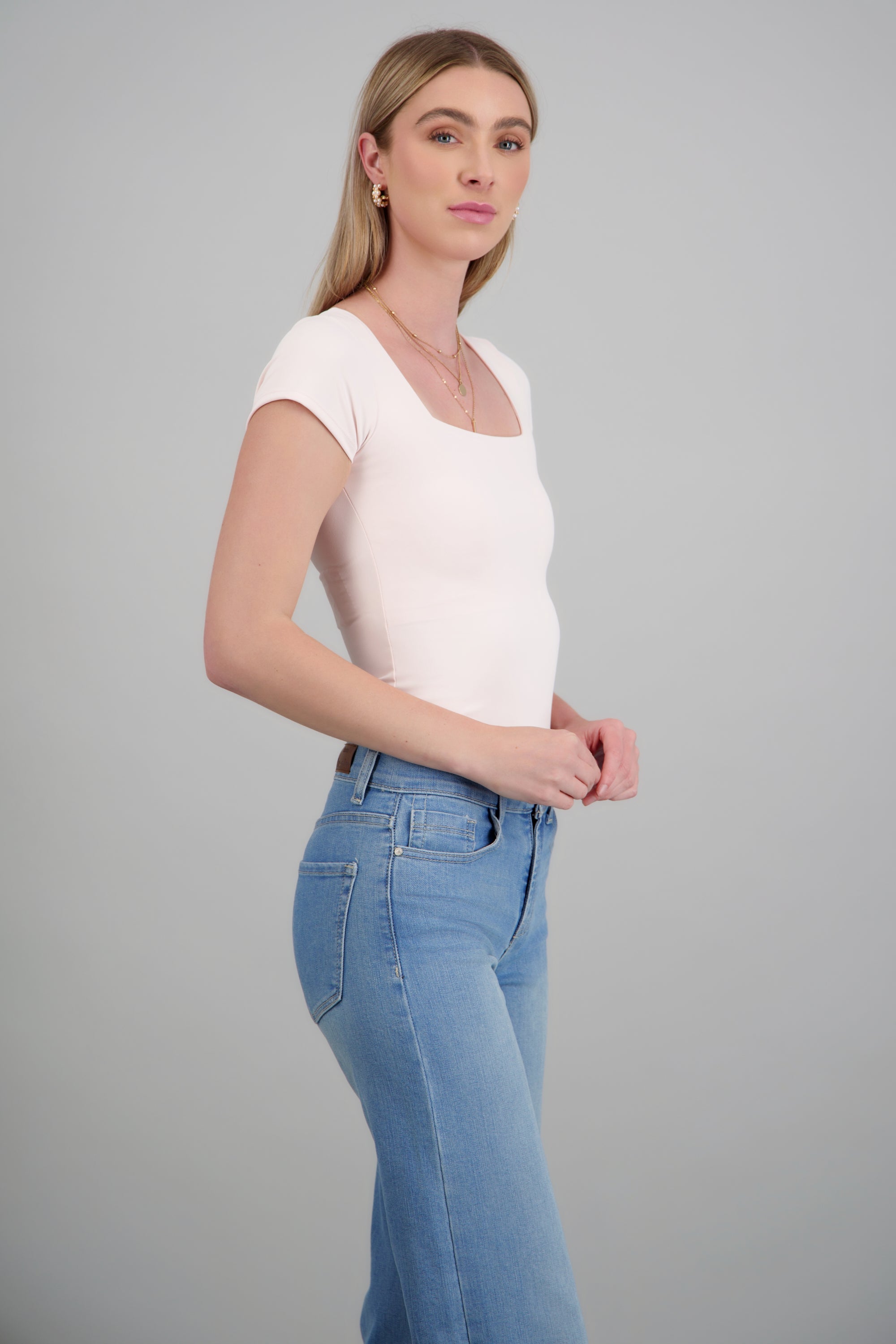 Top escote cuadrado con manga corta ROSA PASTEL
