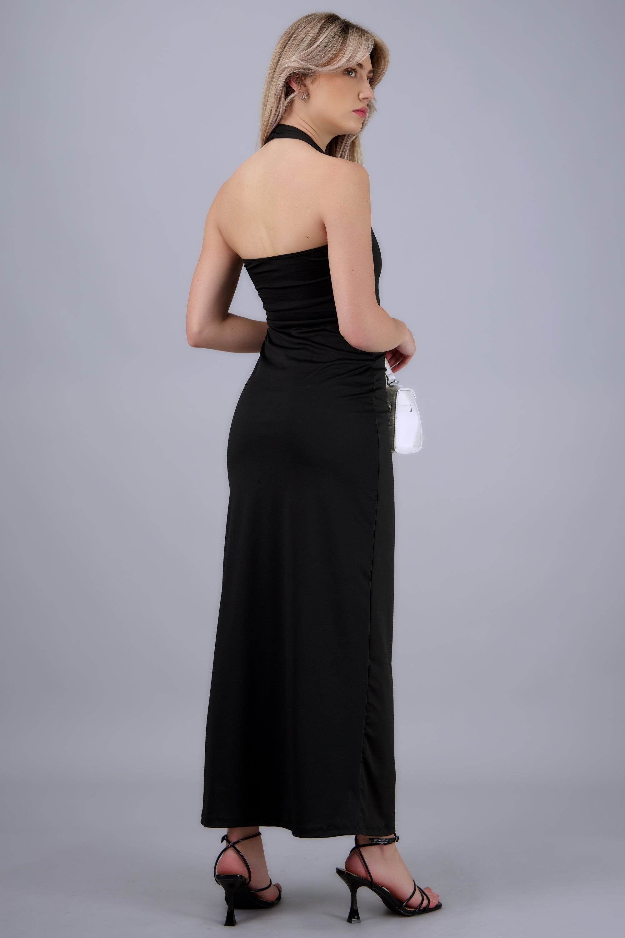 Vestido maxi halter liso NEGRO