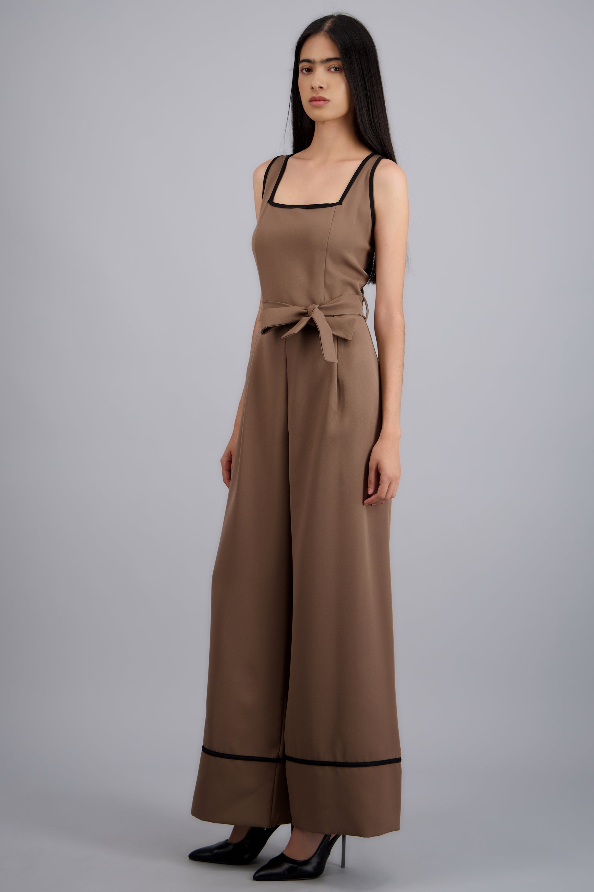 Jumpsuit escote cuadrado detalle contraste TAUPE