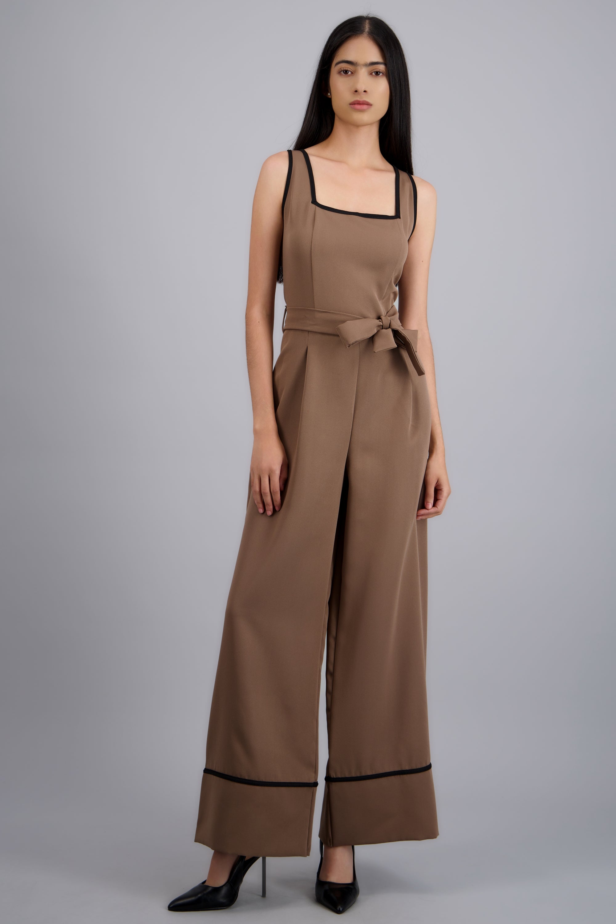 Jumpsuit escote cuadrado detalle contraste TAUPE
