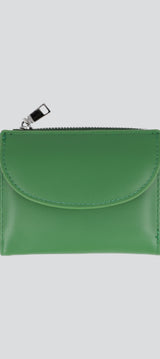 Cartera tapa media luna