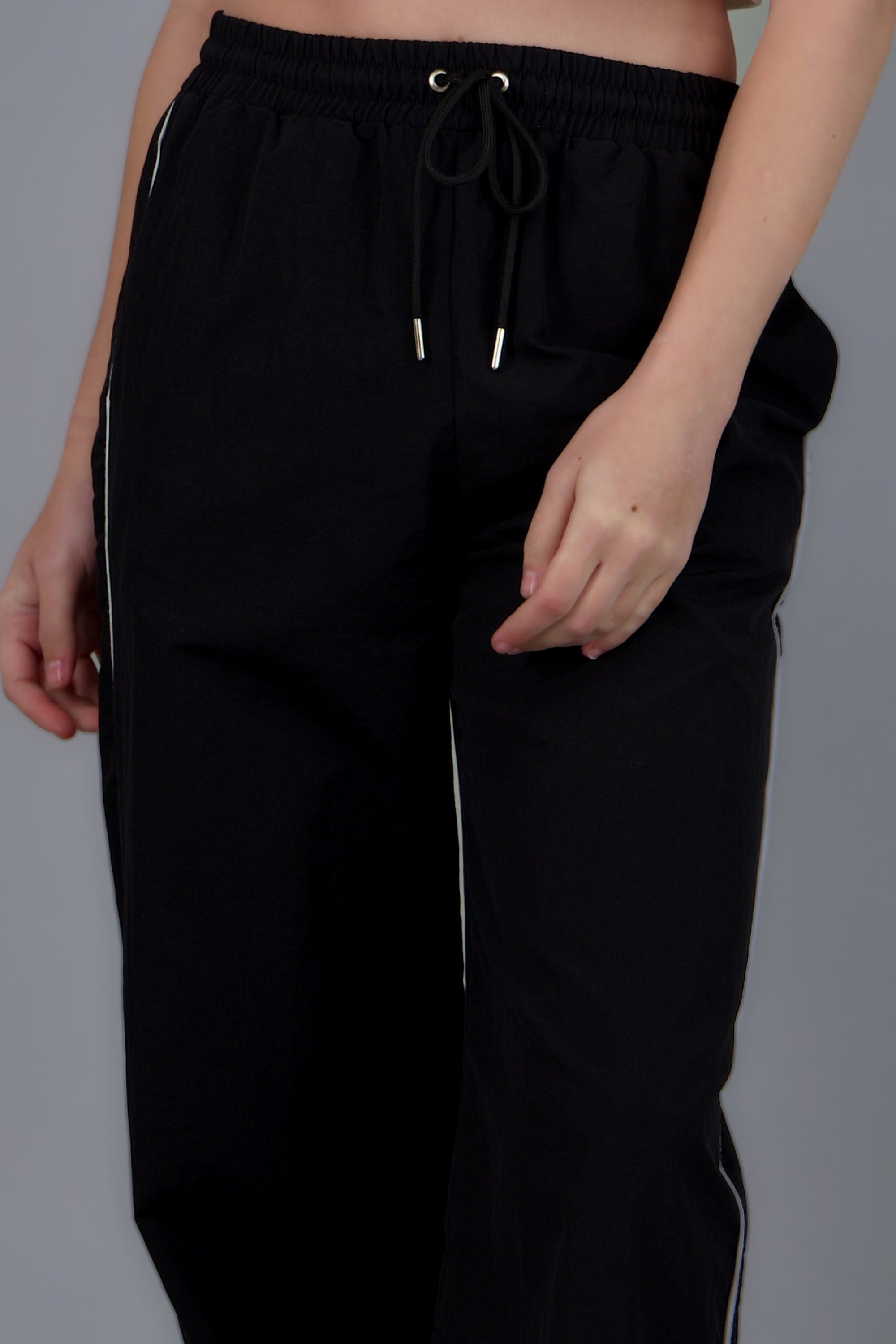 Pantalon wide leg detalle contraste NEGRO