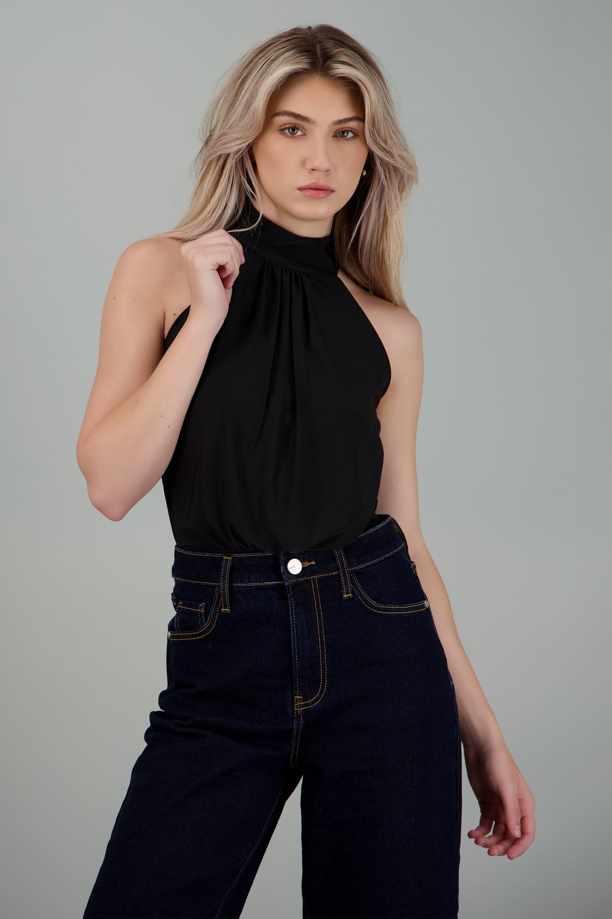 Body halter drapeado NEGRO