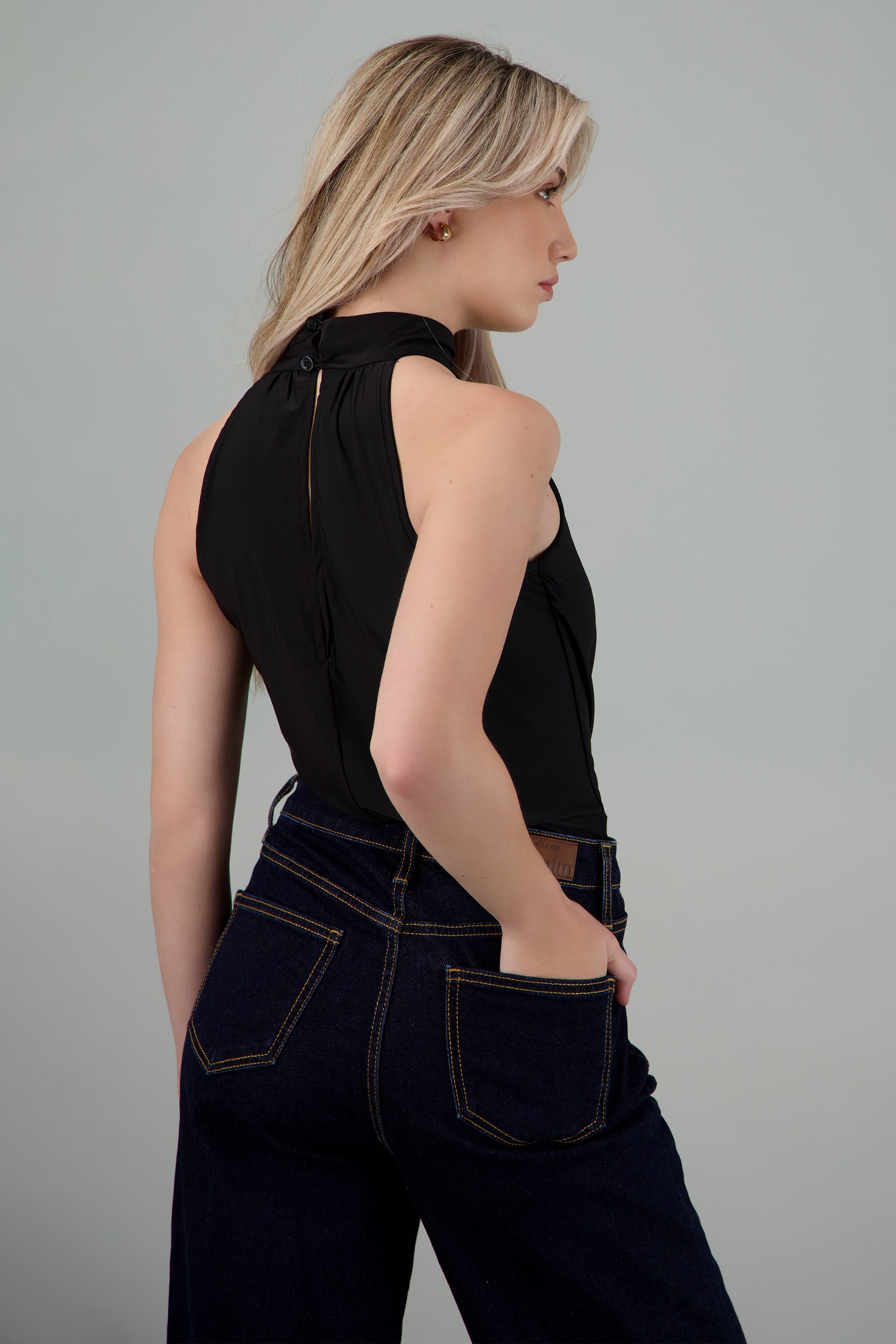 Body halter drapeado NEGRO