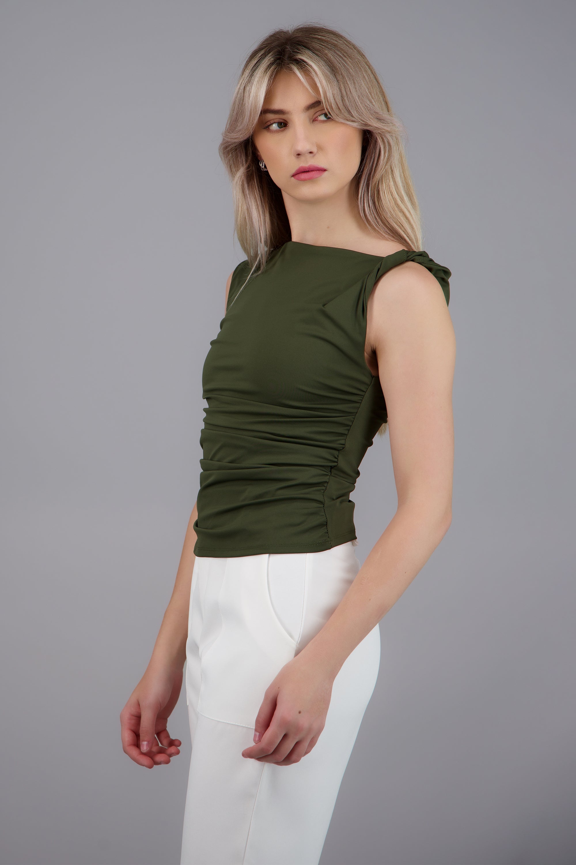Top asimetrico drapeado OLIVO