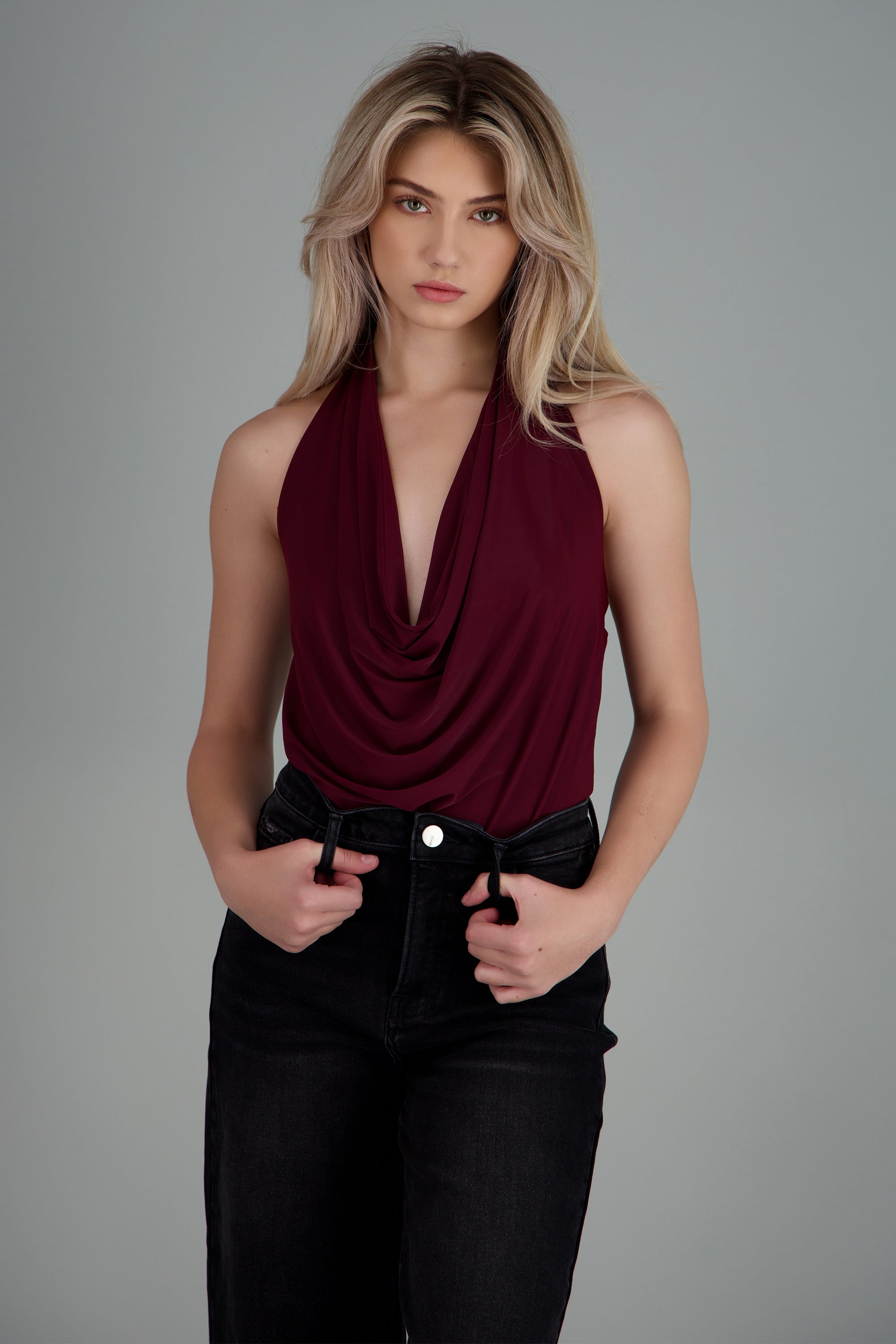 Top cuello cascada halter VINO