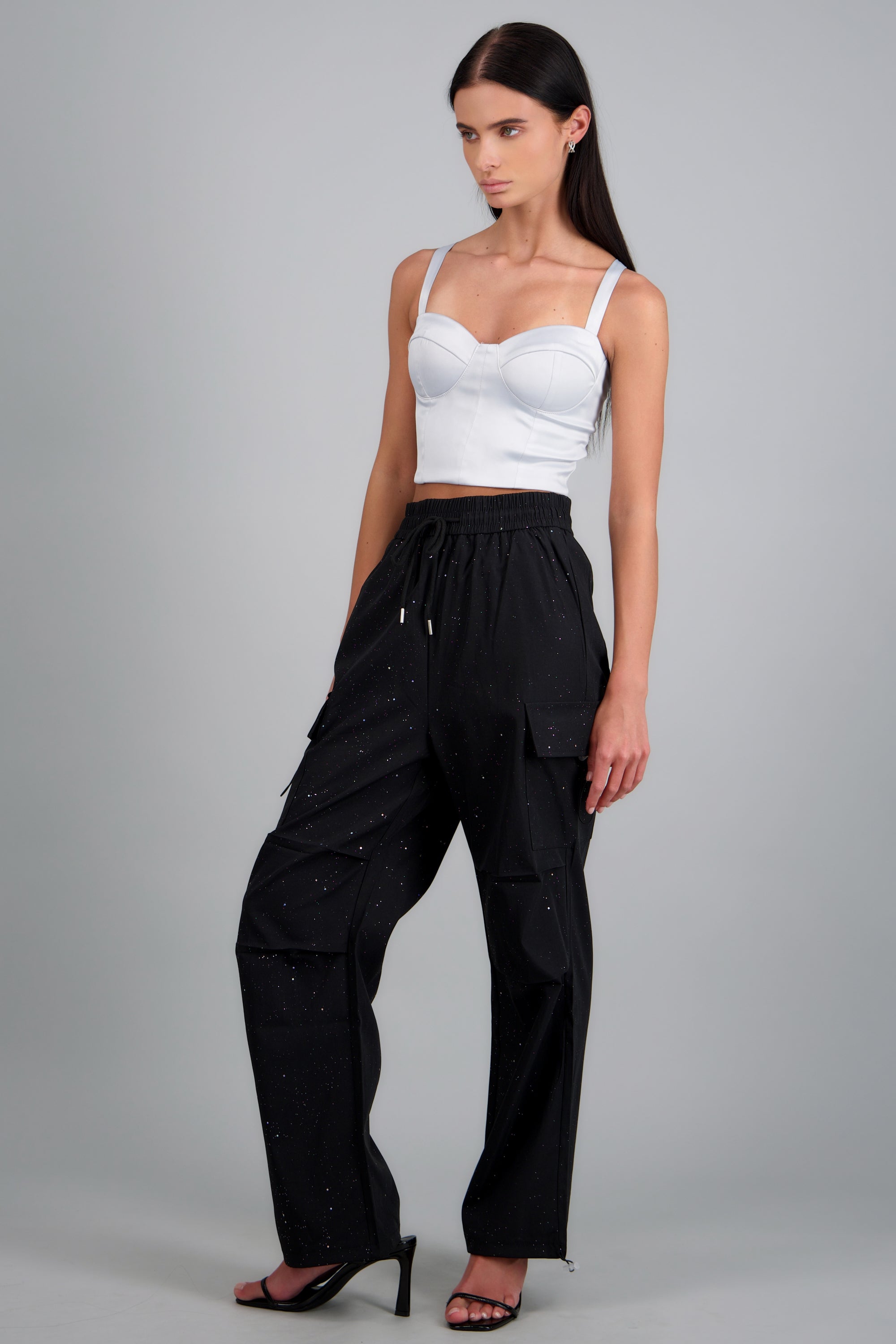 Pantalón cargo de brillos con jareta NEGRO