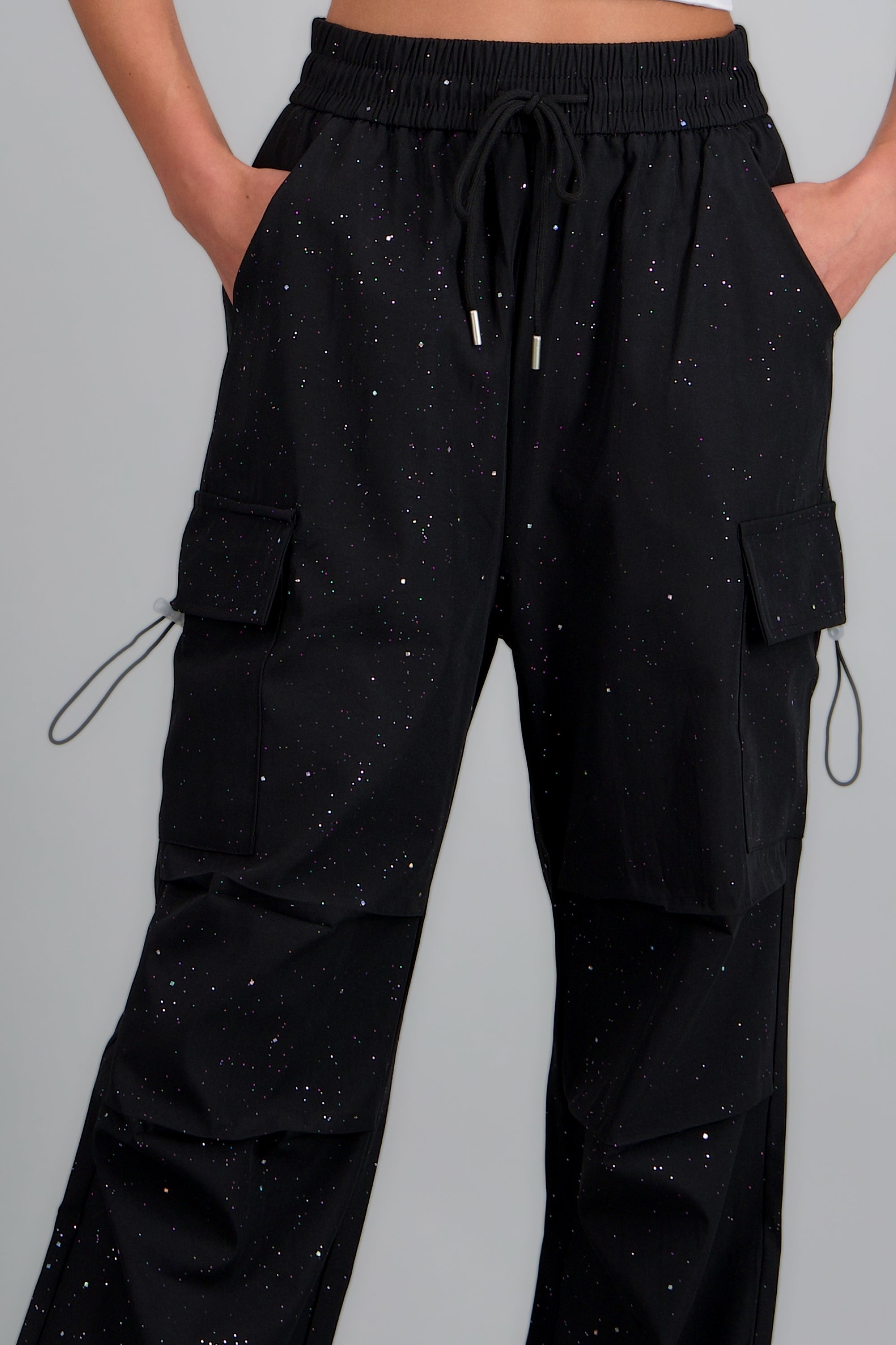 Pantalón cargo de brillos con jareta NEGRO