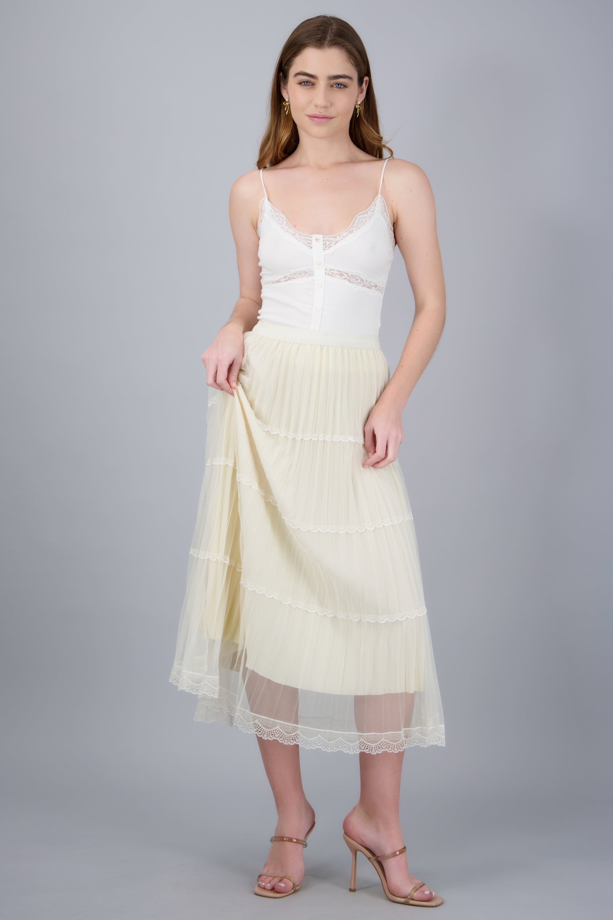 Falda midi cortes plisada CREMA