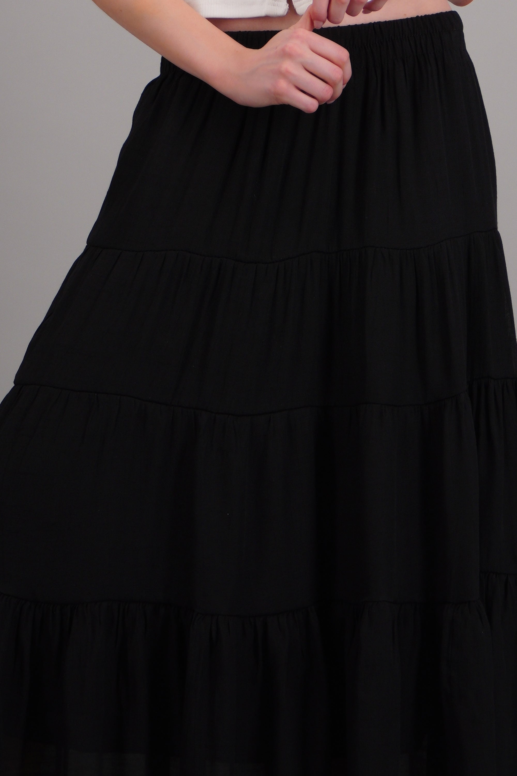 Falda larga de niveles NEGRO