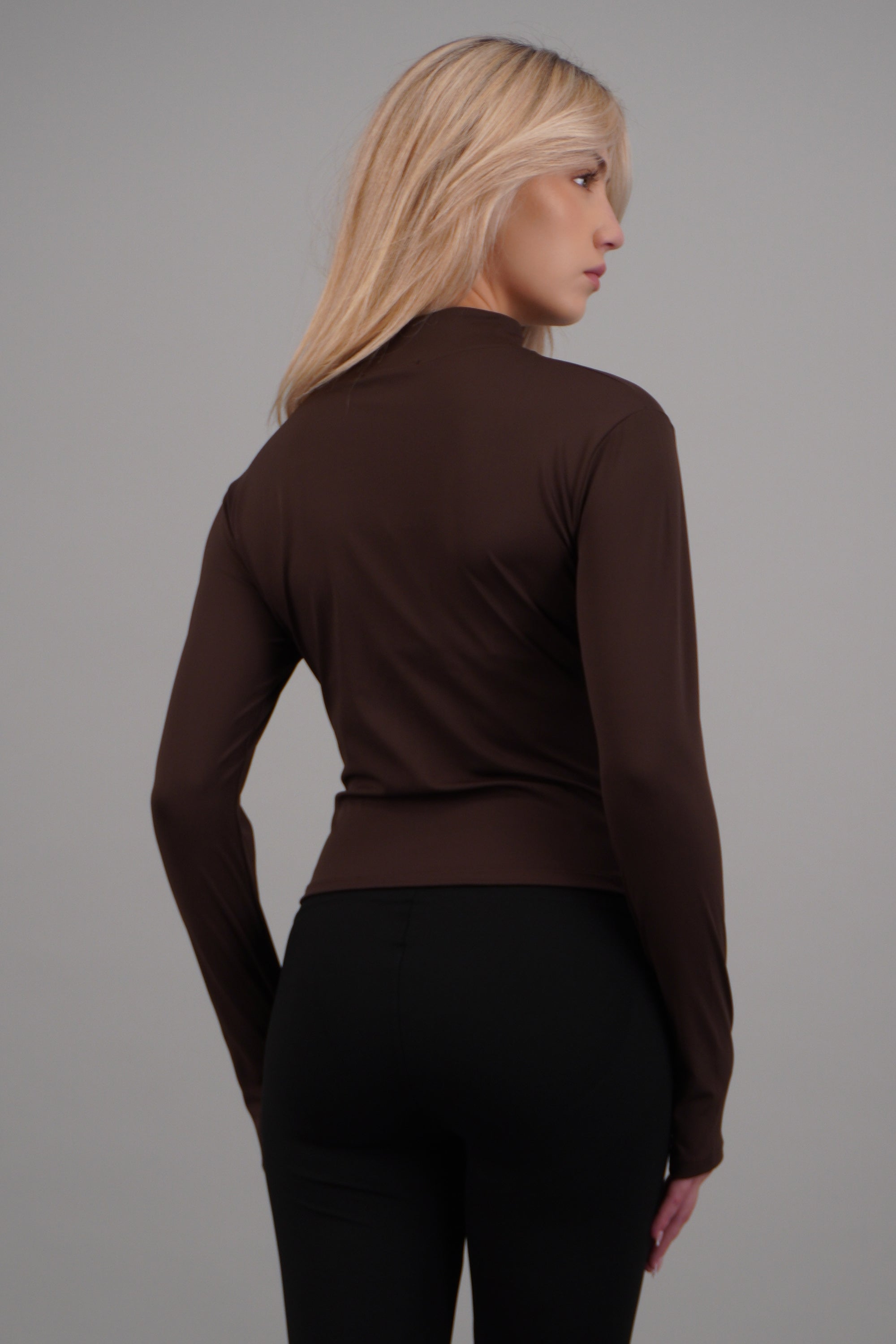 Chamarra con zipper deportiva CHOCOLATE