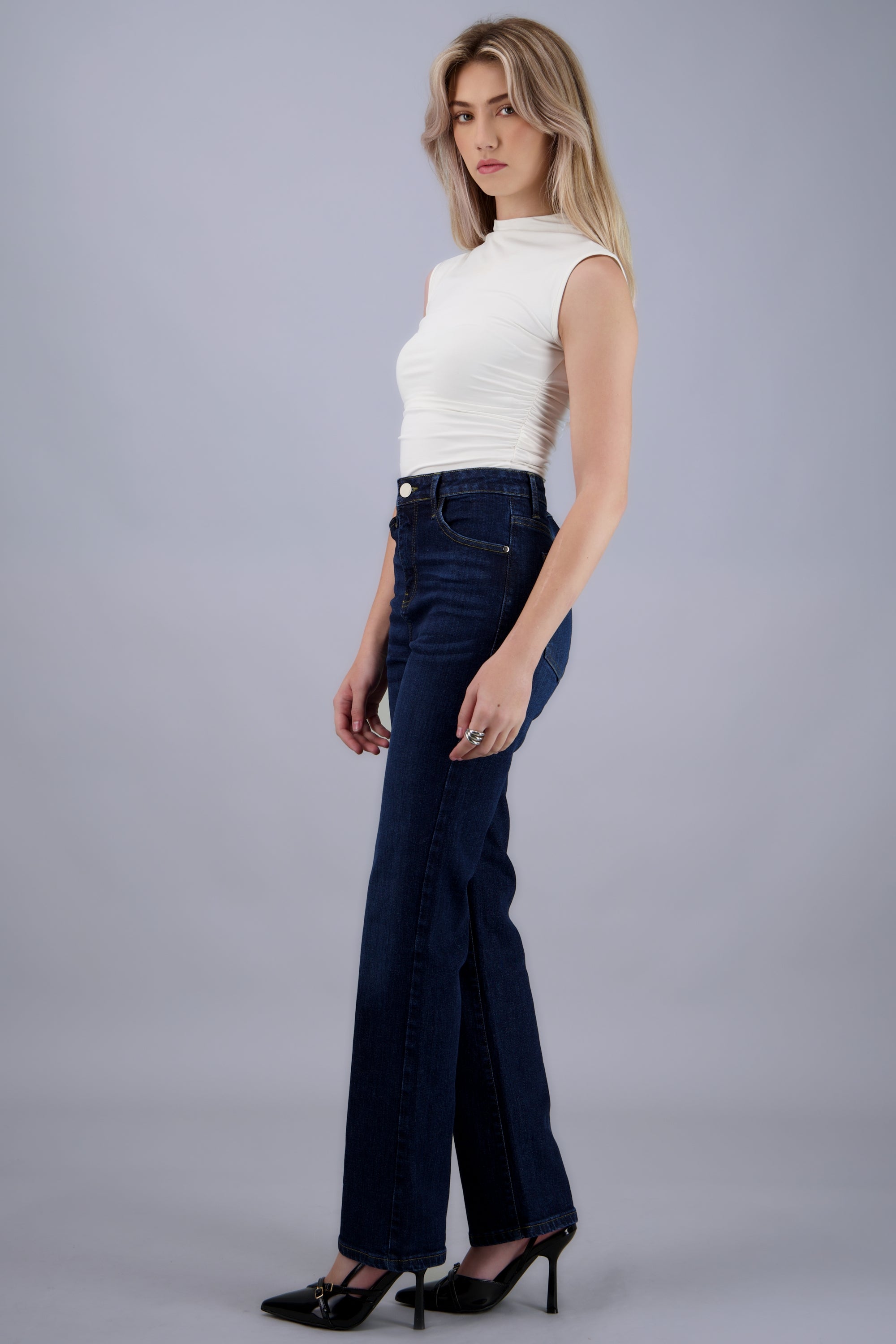 Jeans straight slim MEDIUM WASH