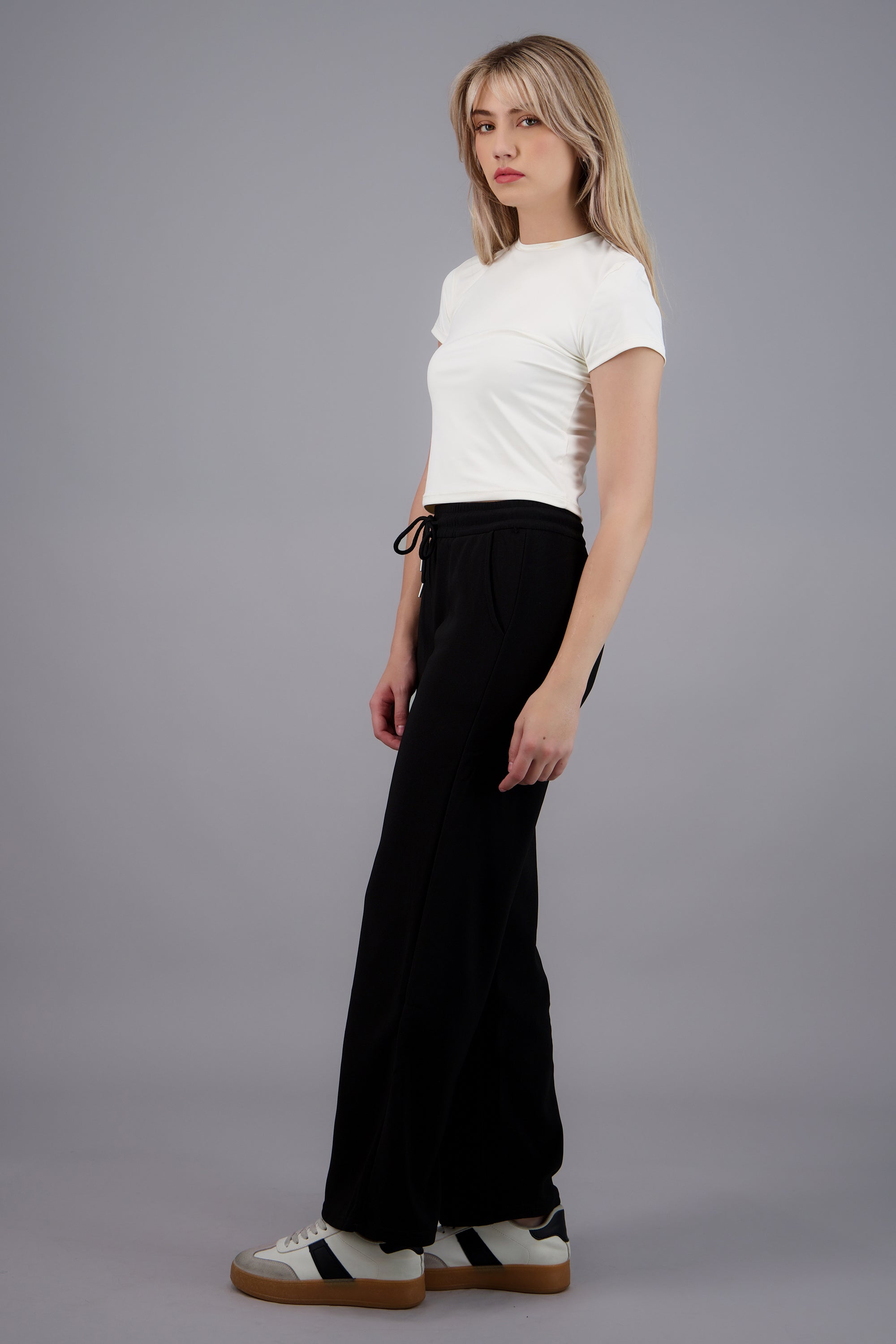 Pants rectos con fleece NEGRO