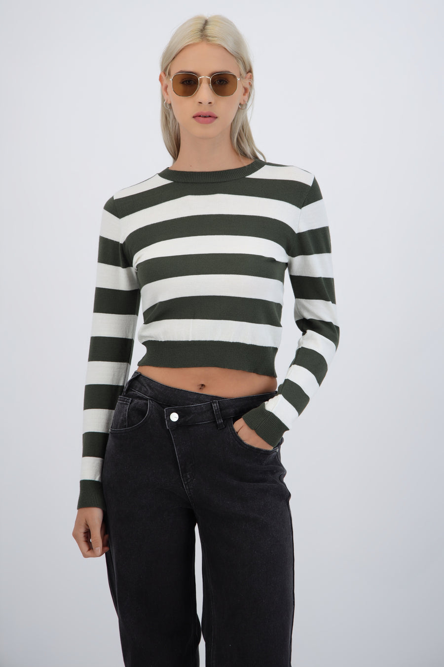 Sueter basico lineas