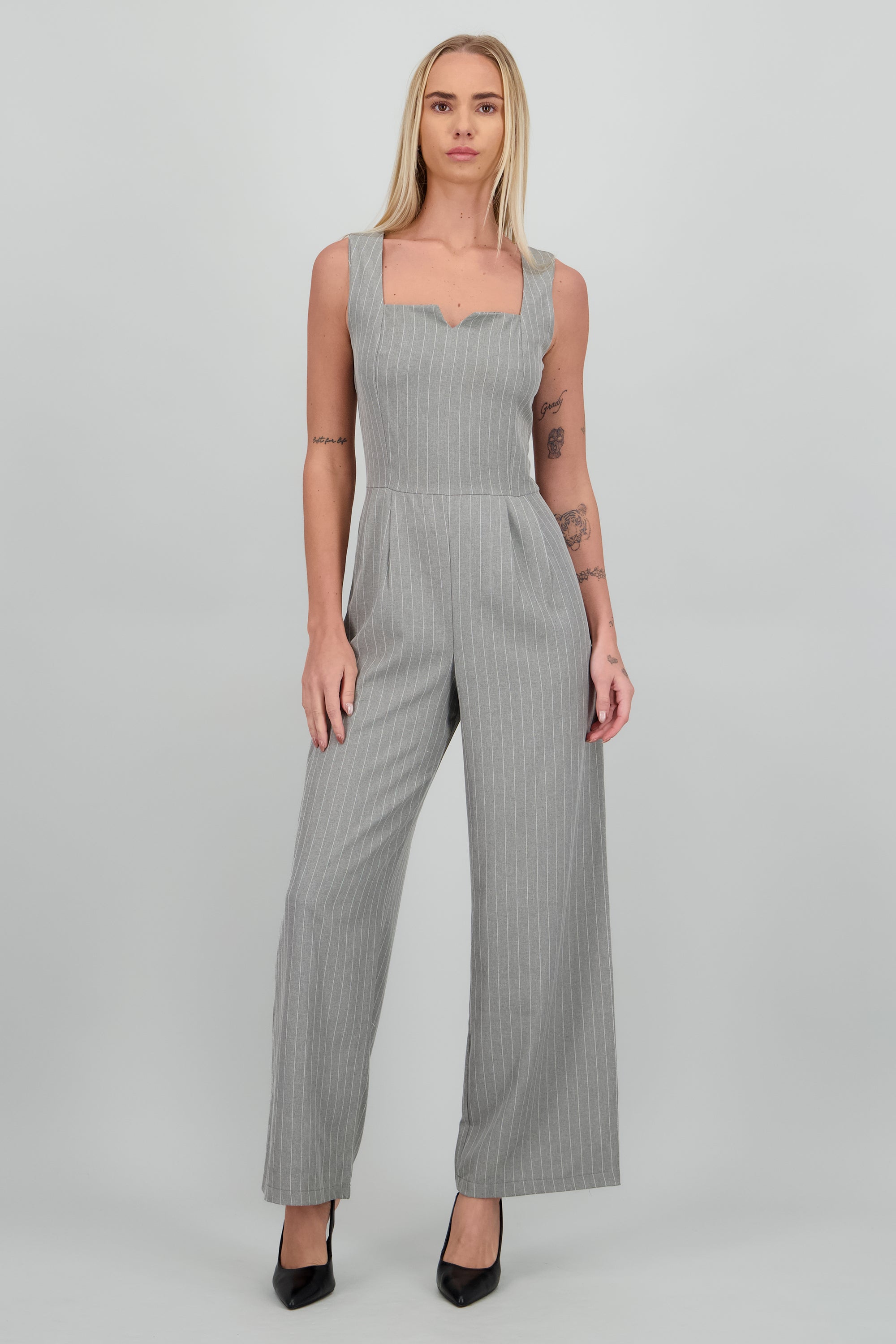 Jumpsuit rayas detalle escote GRIS COMBO