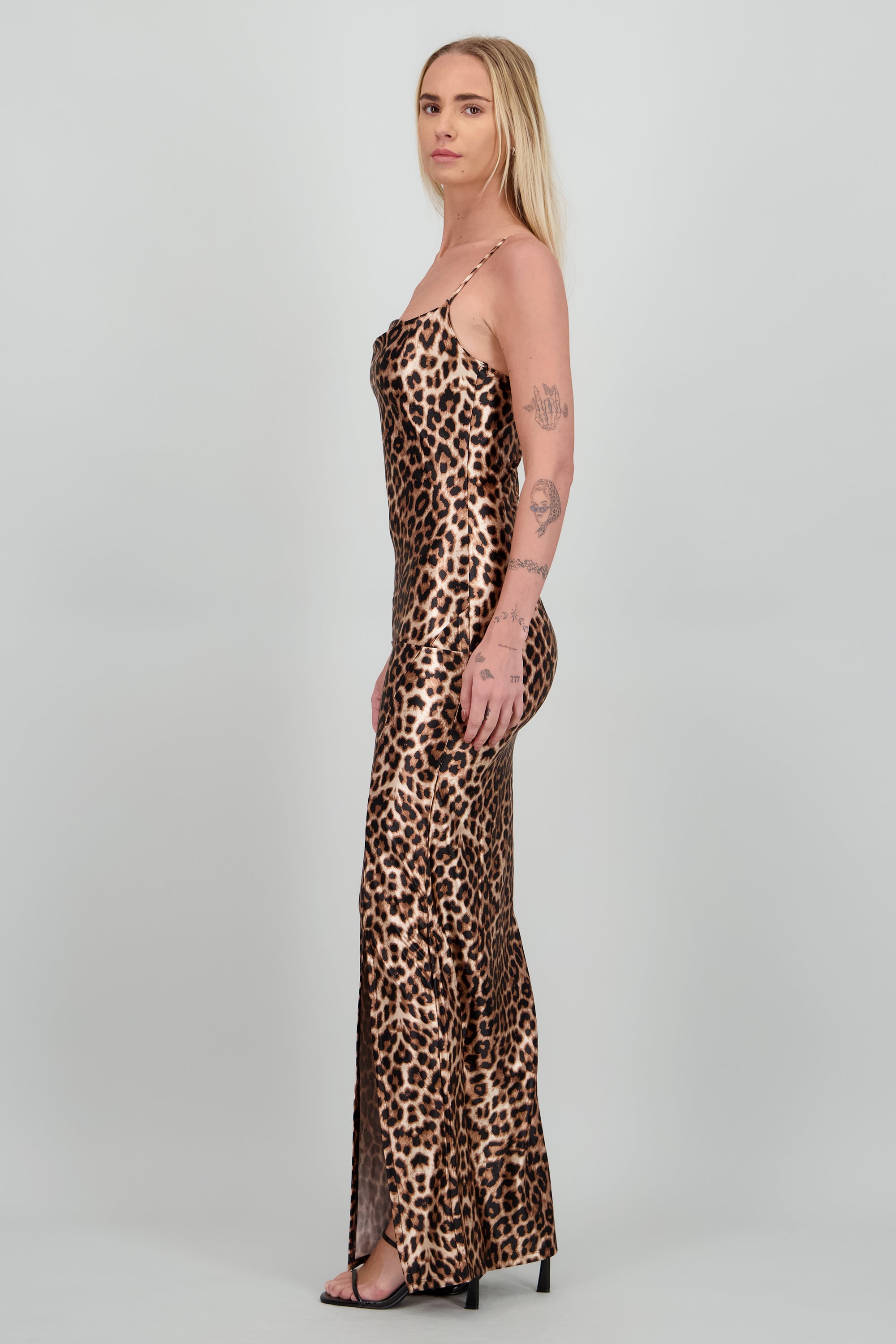 Vestido maxi animal print CAFE COMBO